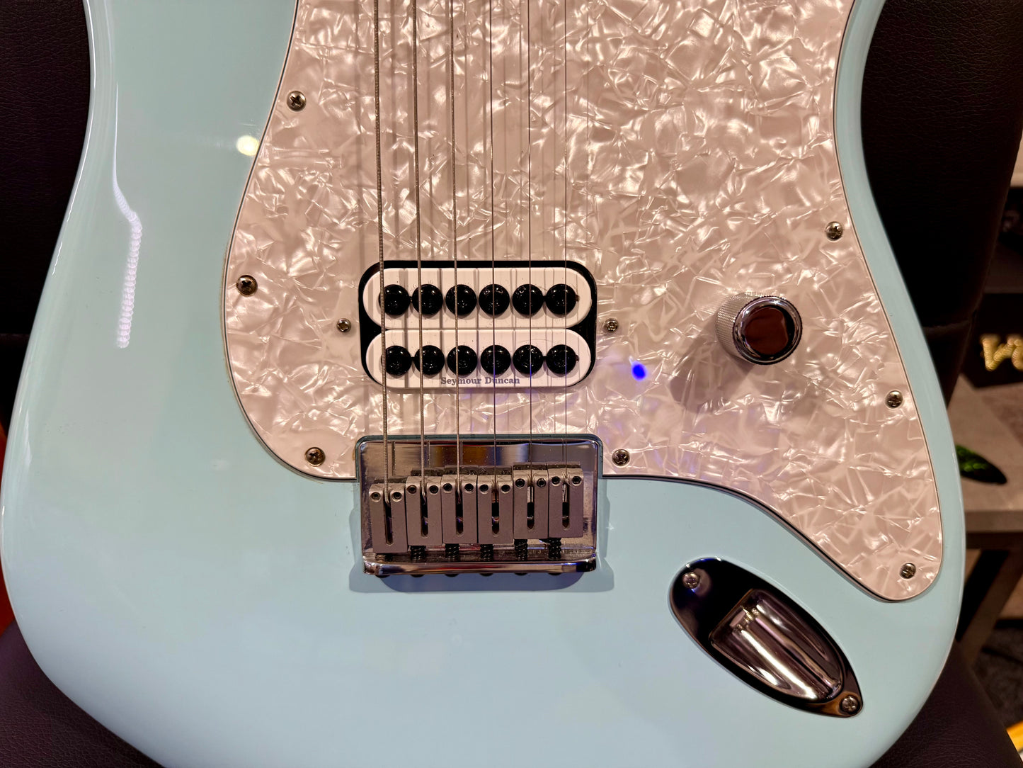🌟2023🌟 Fender Tom Delonge Stratocaster~ Daphne Blue Signature~ Mexican Strat!