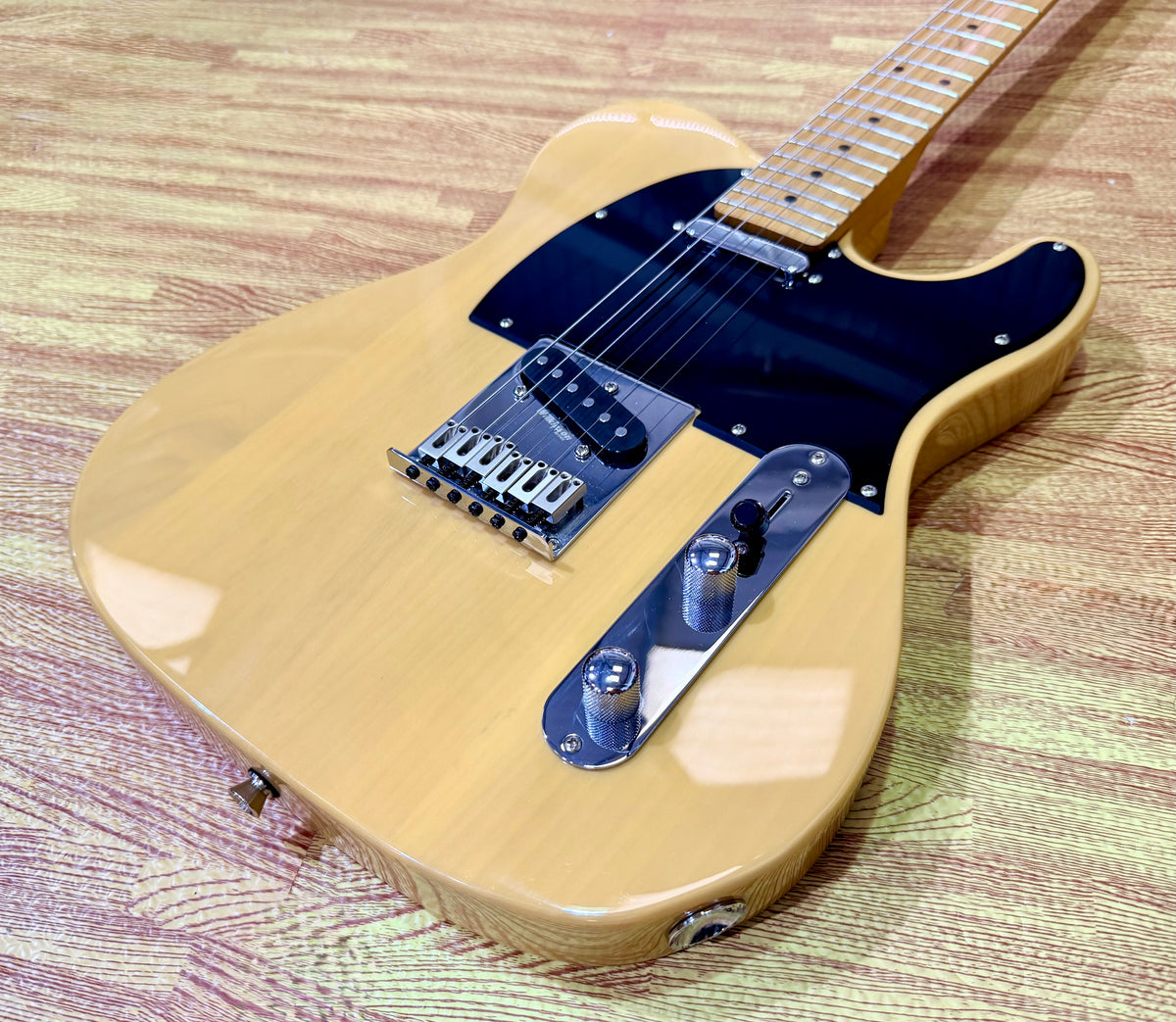 ✨2022✨ Levinson Sceptre SA1 Arlington Standard Butterscotch Tele Style Guitar!