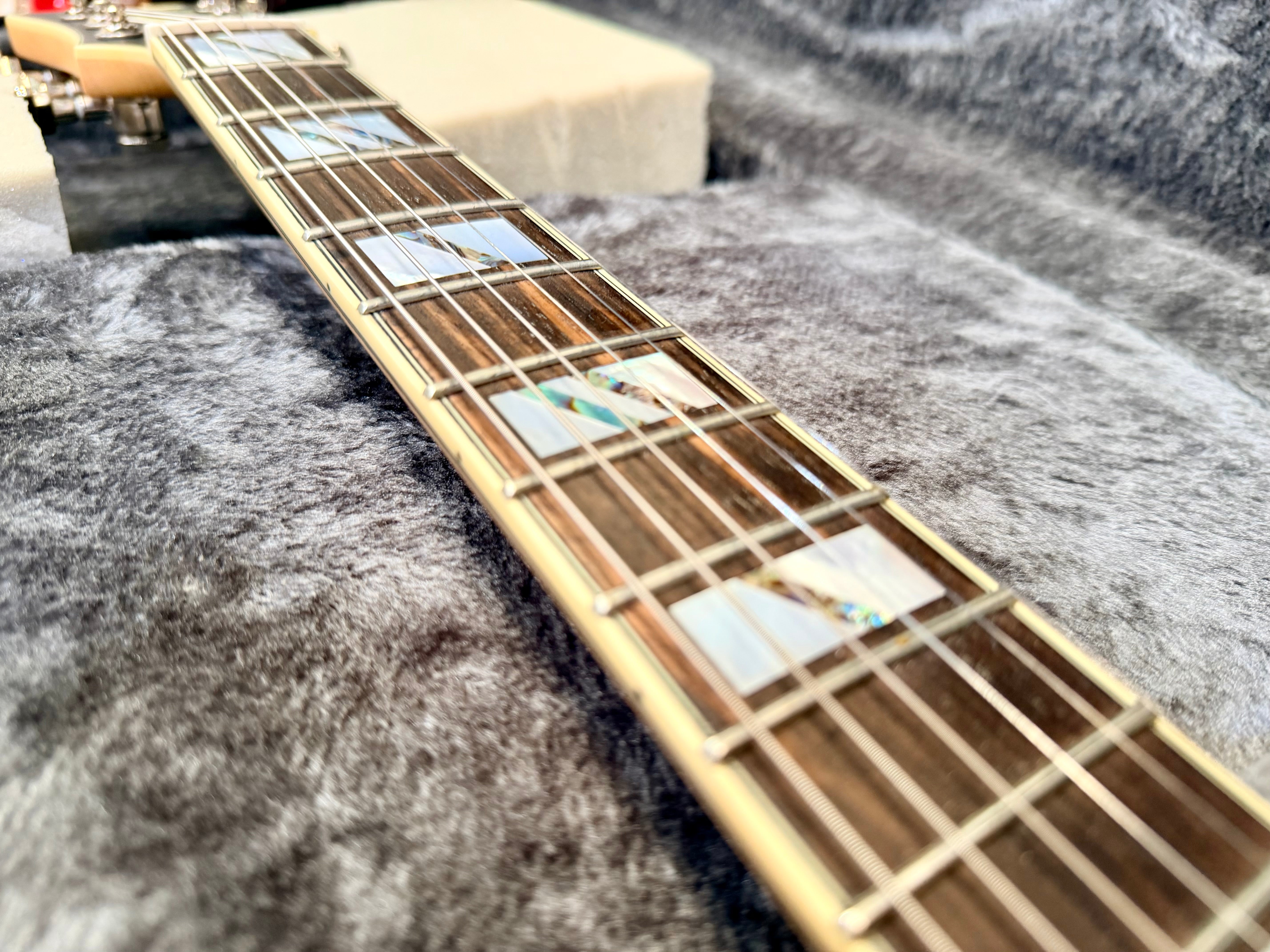 ✨1/50✨ D'Angelico Deluxe Bedford SH Limited Edition Matte Wine Semi Hollow!