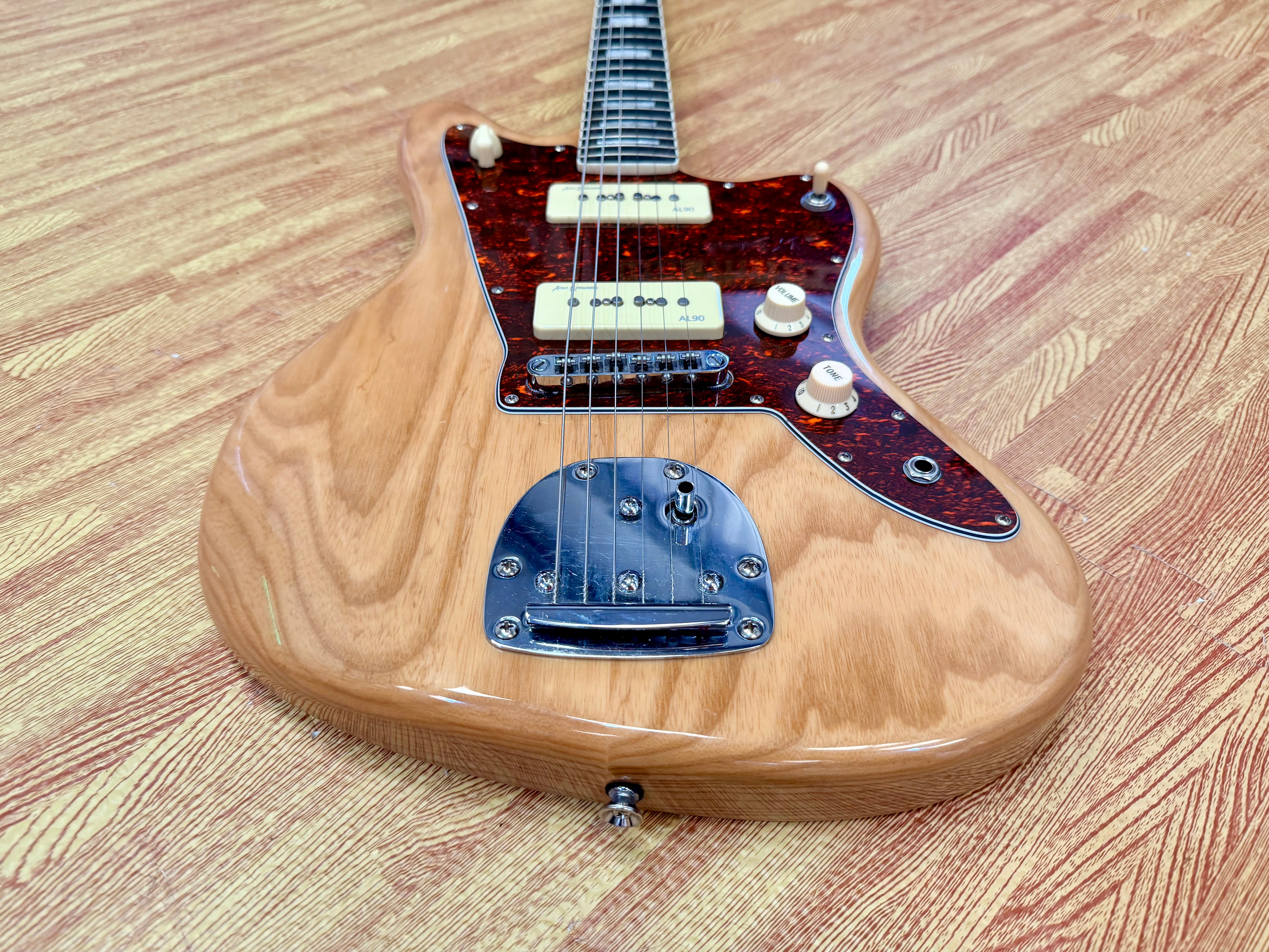 ✨2024✨ Revelation RJT60 DLX Deluxe Natural Swamp Ash~ Alan Entwistle Jazzmaster
