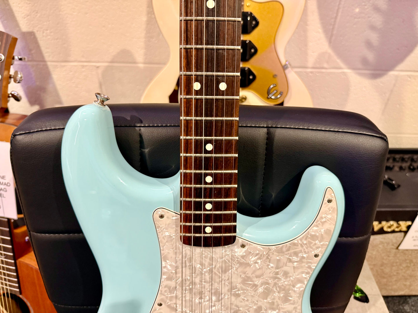 🌟2023🌟 Fender Tom Delonge Stratocaster~ Daphne Blue Signature~ Mexican Strat!