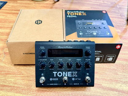 🎸Boxed🎸 IK Multimedia TONEX Pedal~ Guitar AmpliTube Machine Modelling~ AIMM!