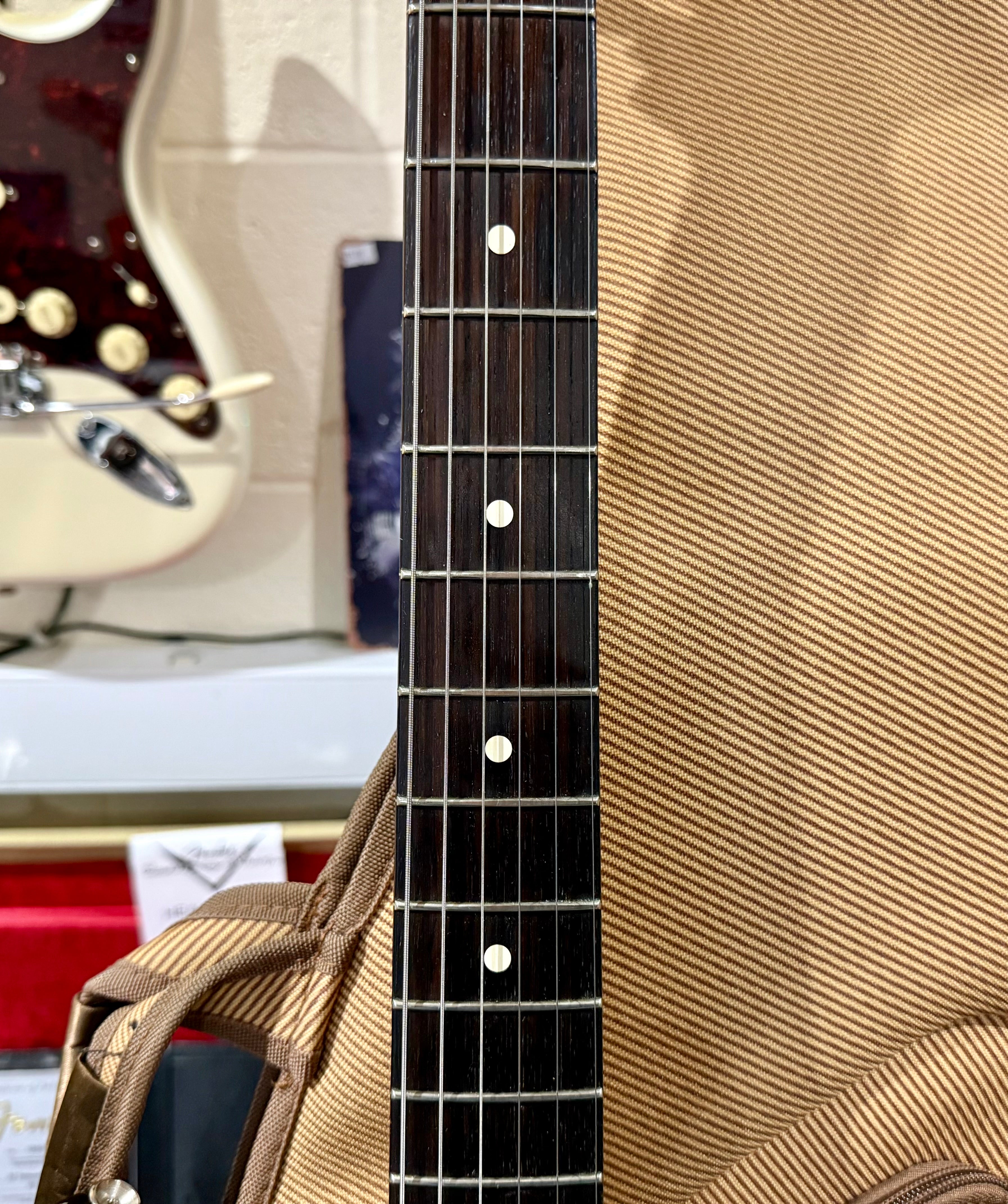 🔥LOLLAR 64 PICKUP UPGRADE🔥 Fender Vintera II ‘60s Stratocaster 2023~ Sunburst!