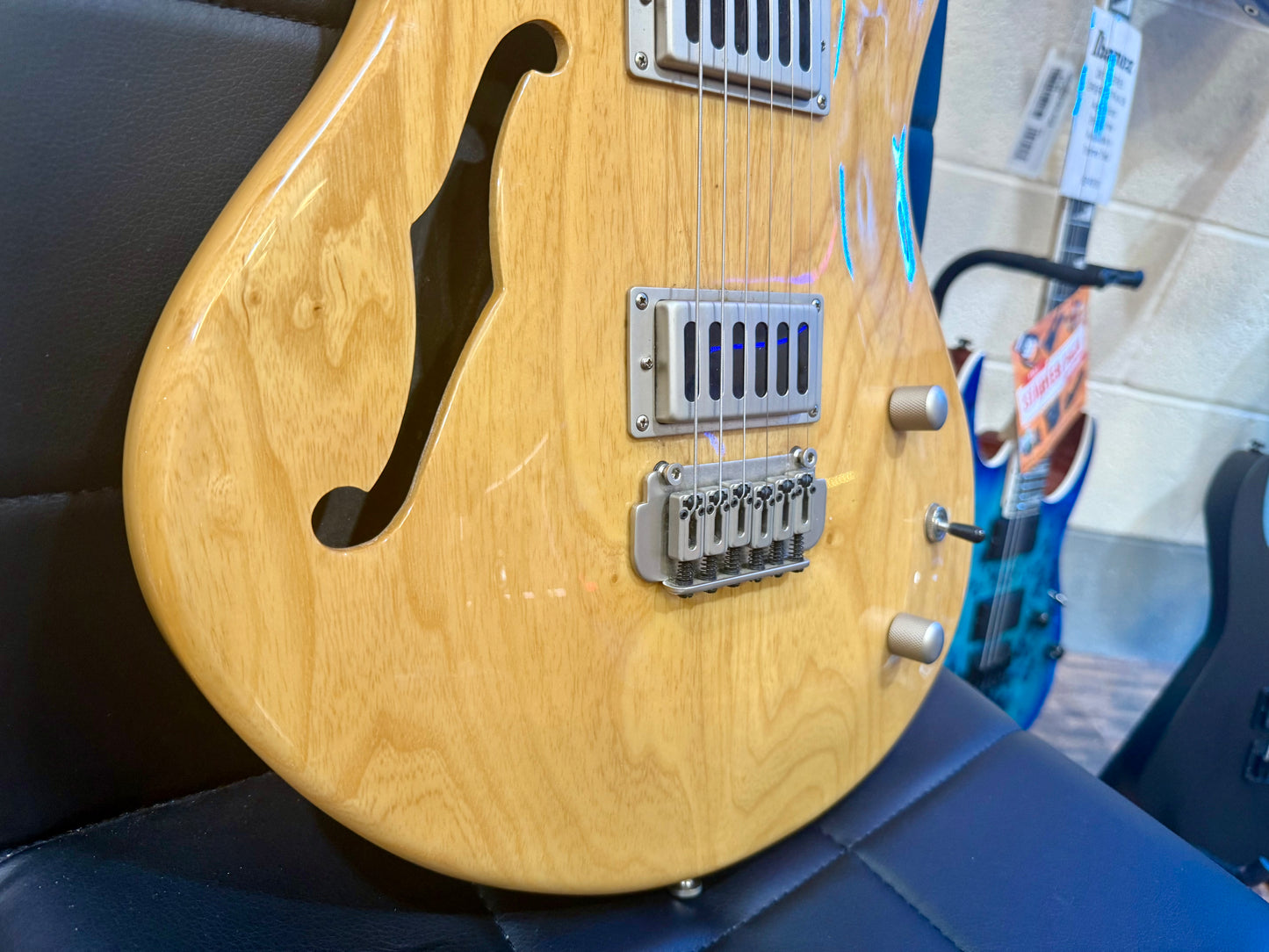 🌟KOREAN🌟 Shine SIL-410 F-Hole Electric Guitar~ Made In Korea~ Natural Gloss!