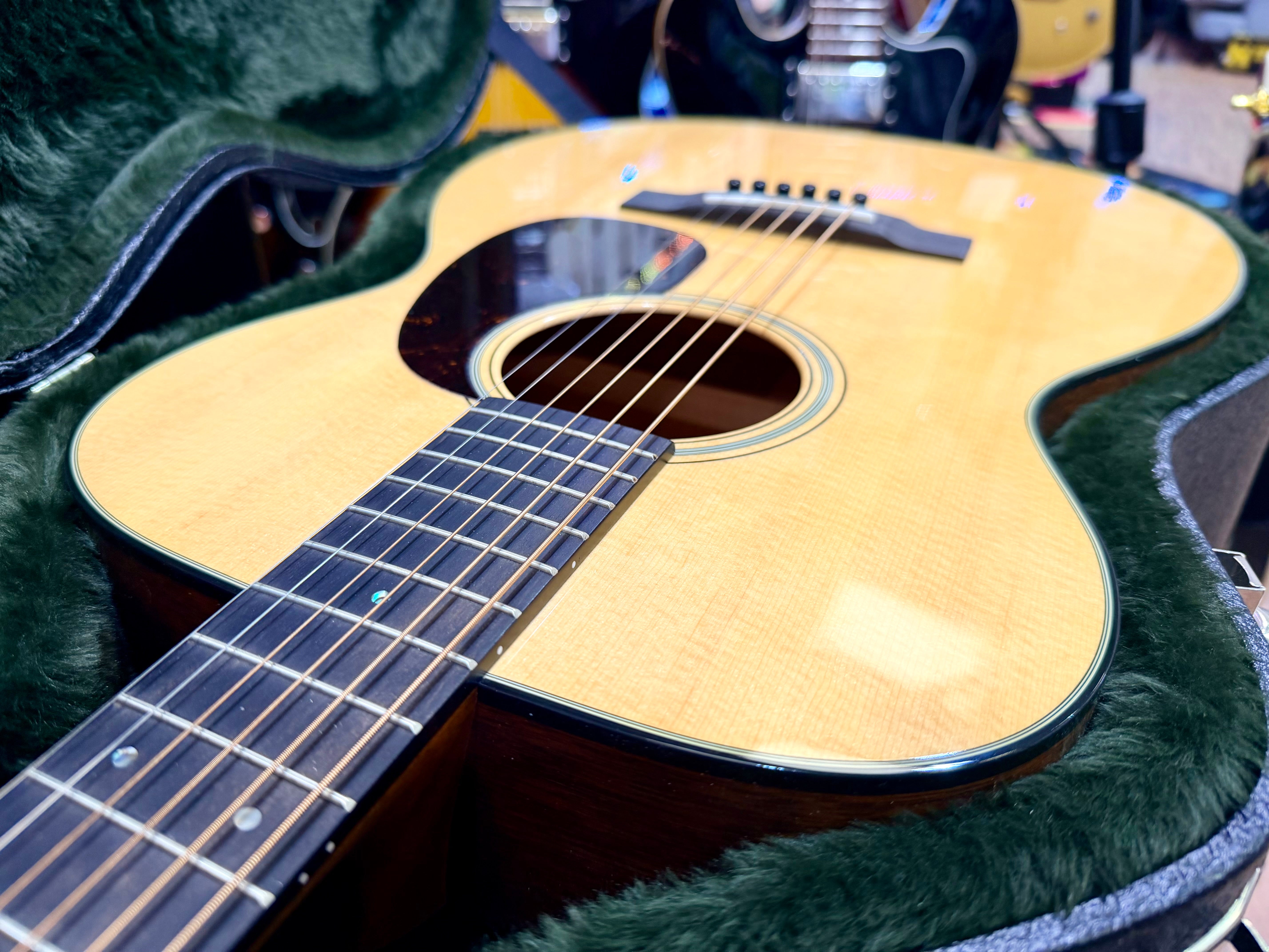 🌟2025🌟 Martin 00-18 Standard Series Grand Concert Acoustic Guitar~ USA + Case!