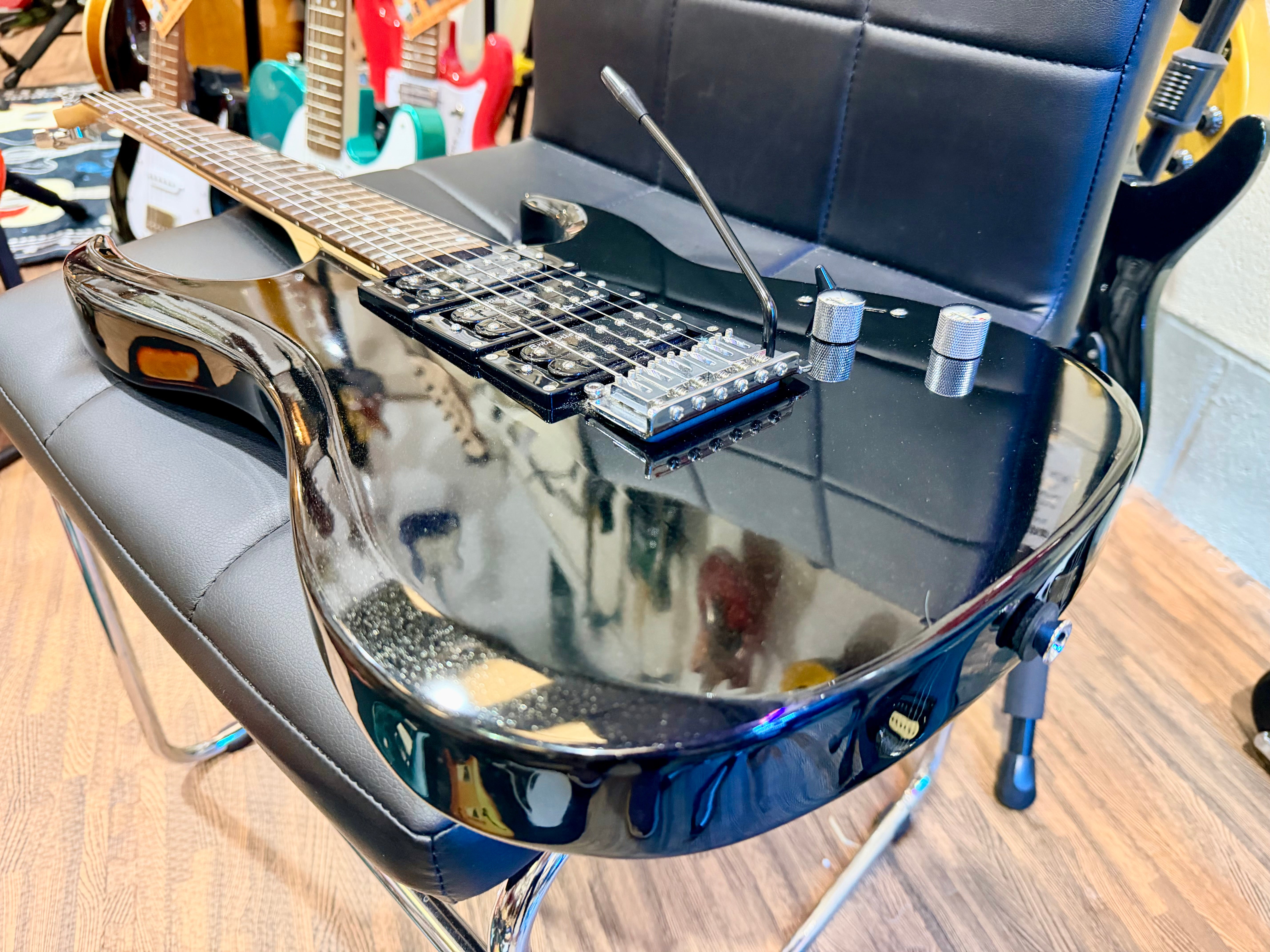 🎸RARE🎸 Tanglewood Rock 3 Electric Guitar~ HHH Pickups~ Black Sparkle~ 2000’s!