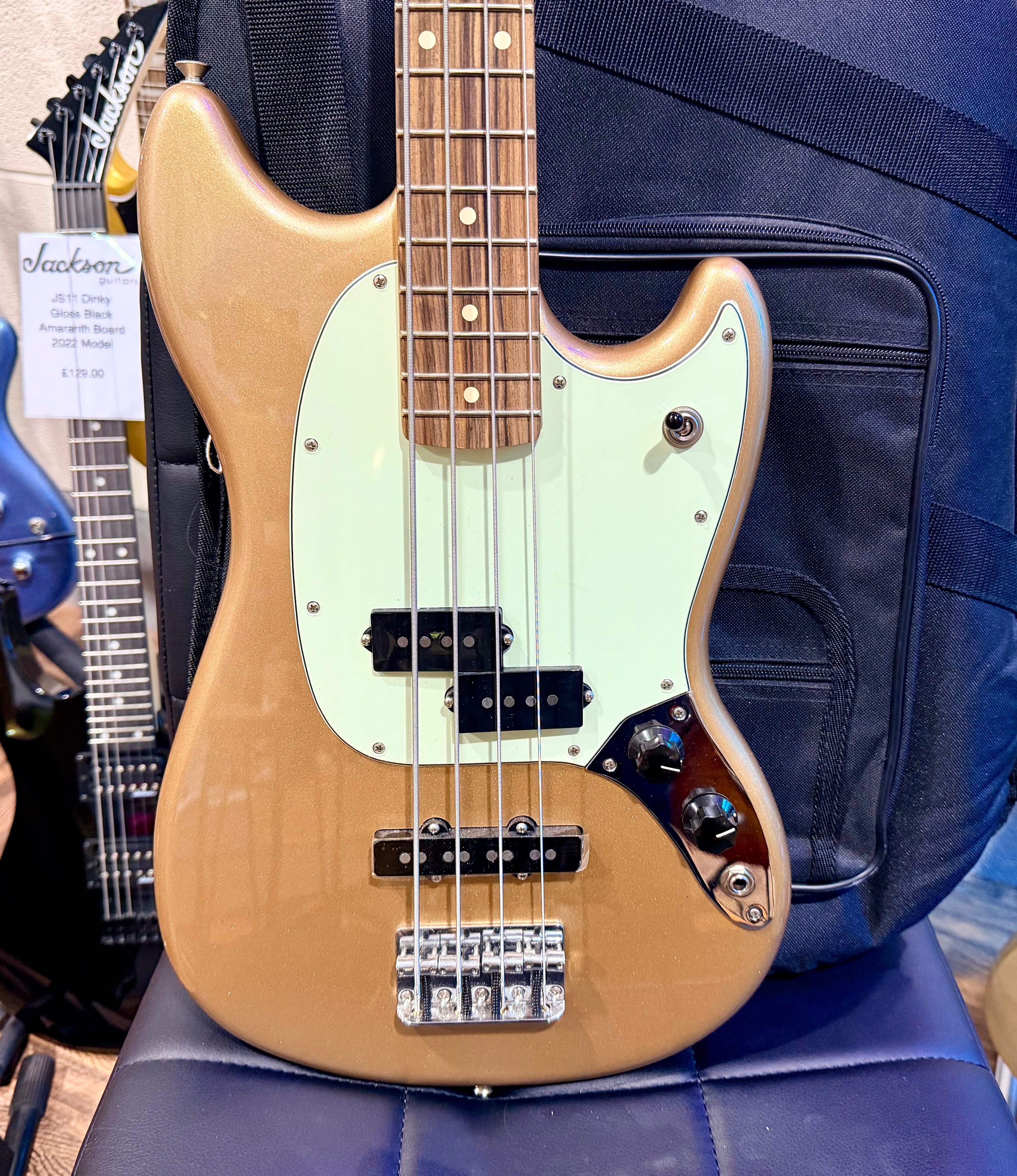 🌟2022🌟 Fender Player Mustang Bass PJ~ Pau Ferro~ Firemist Gold~ Mexican Bass!