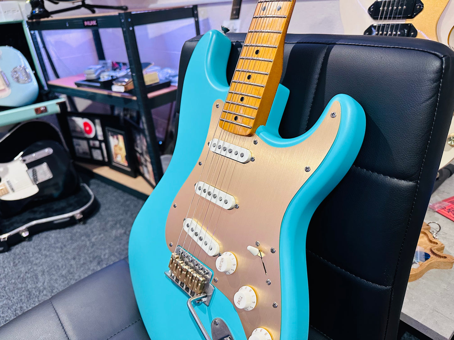 🌟 Fender Squier 40th Anniversary Stratocaster Vintage Edition Seafoam Green 🌟