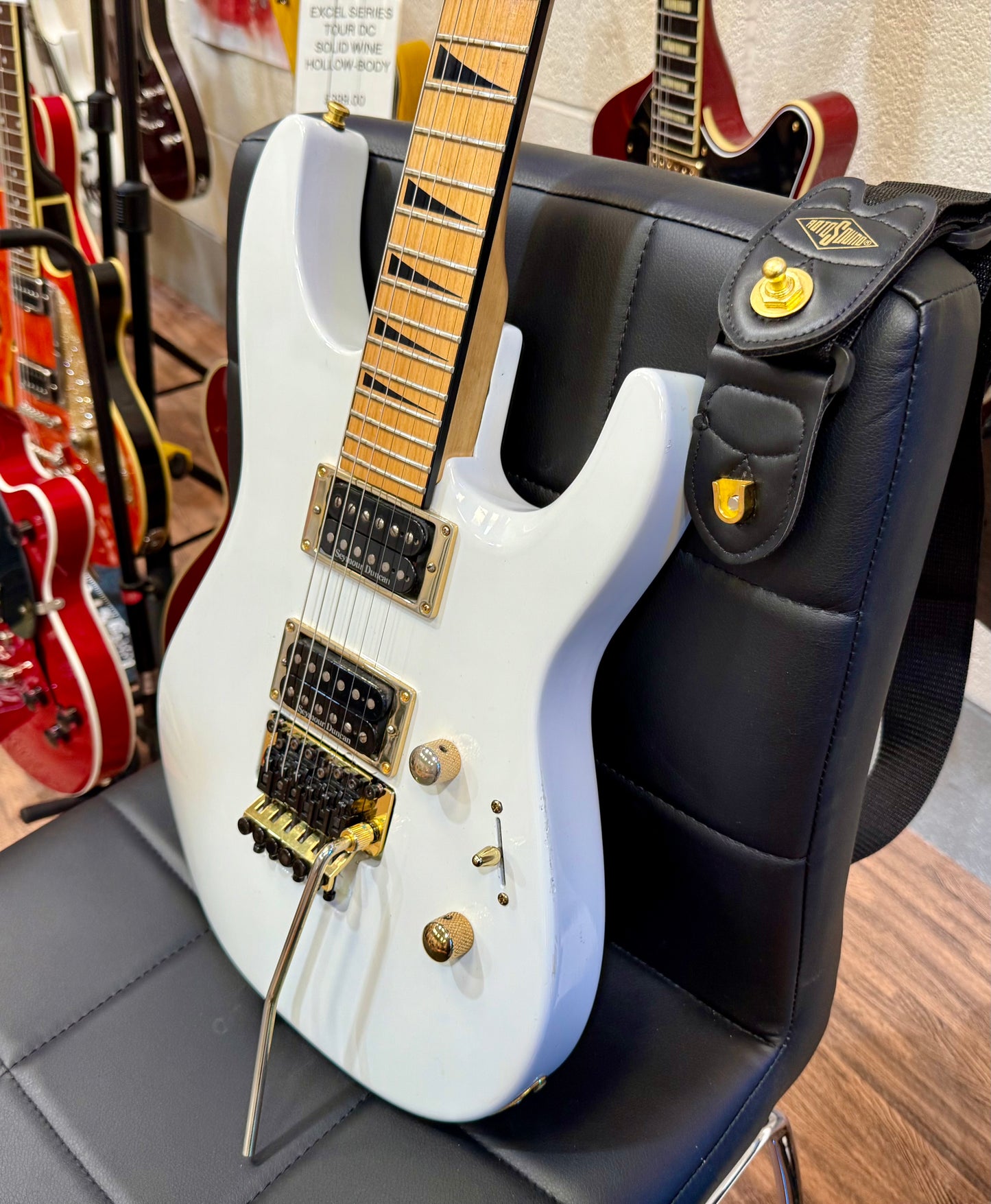 🌟JAPAN 2000’s🌟 Jackson Dinky DK2M~ Snow White~ Floyd Rose~ Seymour Duncan!