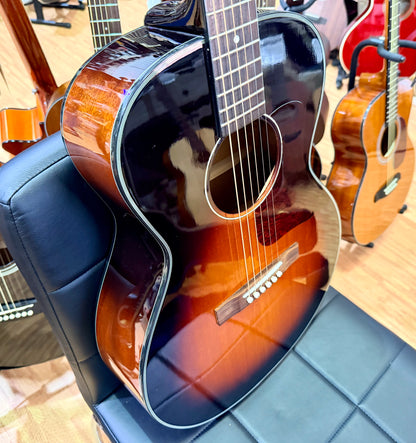 Peerless PGC-65 00 Compact Grand Concert Acoustic Guitar~ Vintage Sunburst OHSC!