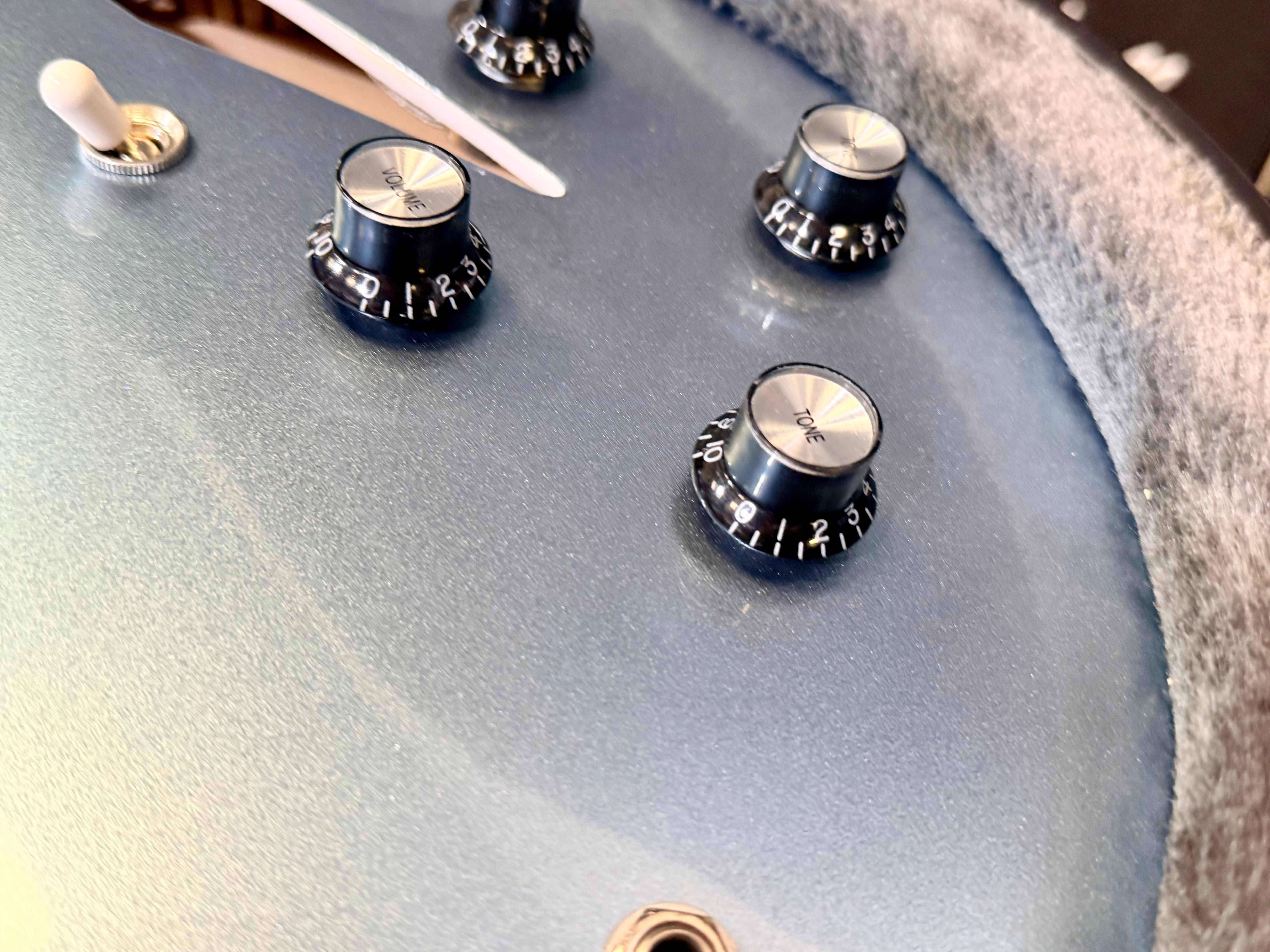 ⚡️2024⚡️ Epiphone Artist Dave Grohl DG-335~ By Gibson Custom~ Pelham Blue!