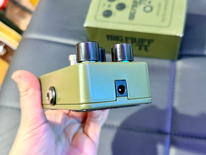 🎸 Electro Harmonix EHX Big Muff~ Green Russian Fuzz Pedal~ Boxed 🎸