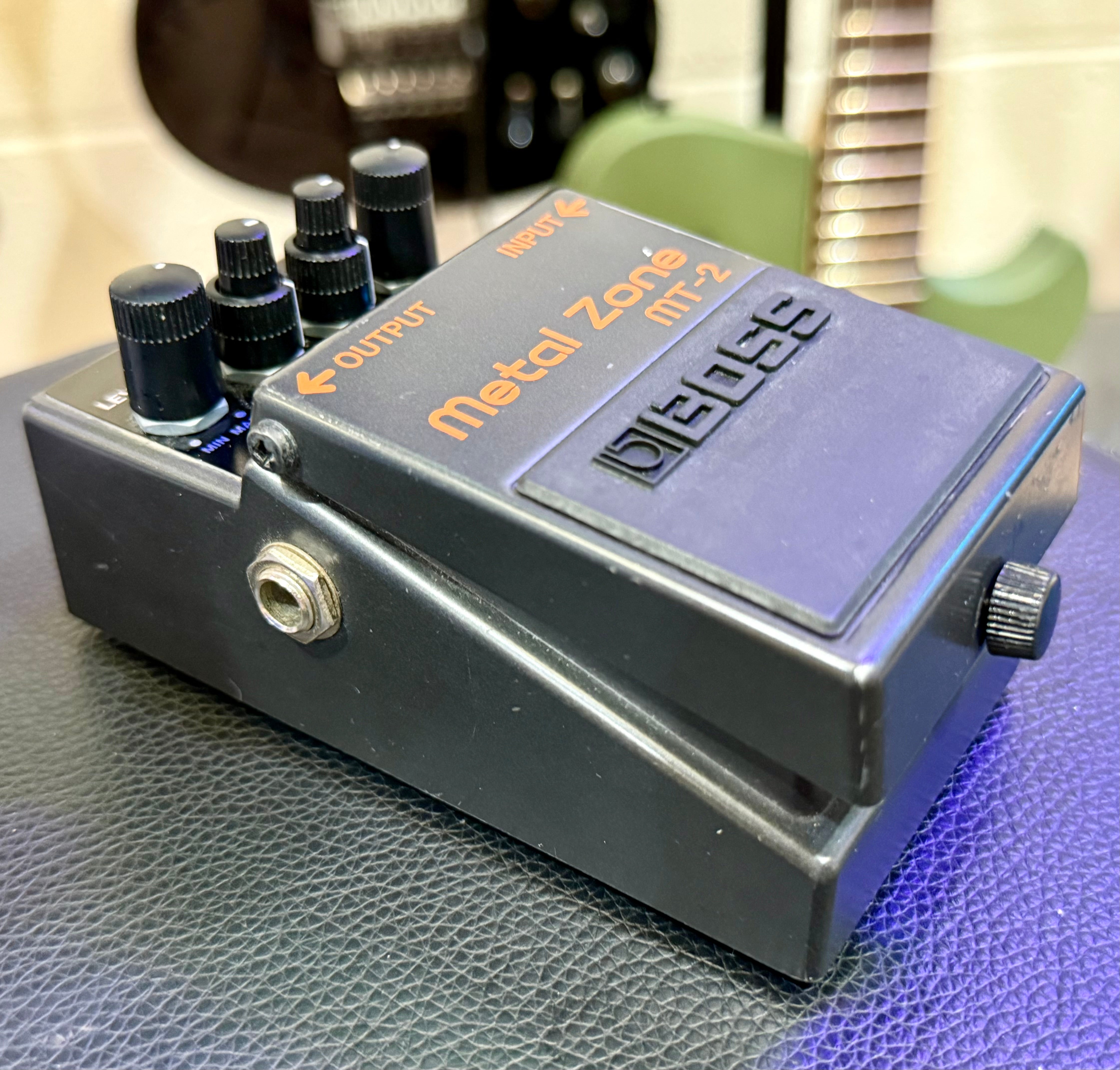 🎸 Boss MT-2 Metal Zone Distortion Pedal~ Guitar Effects Unit 🎸