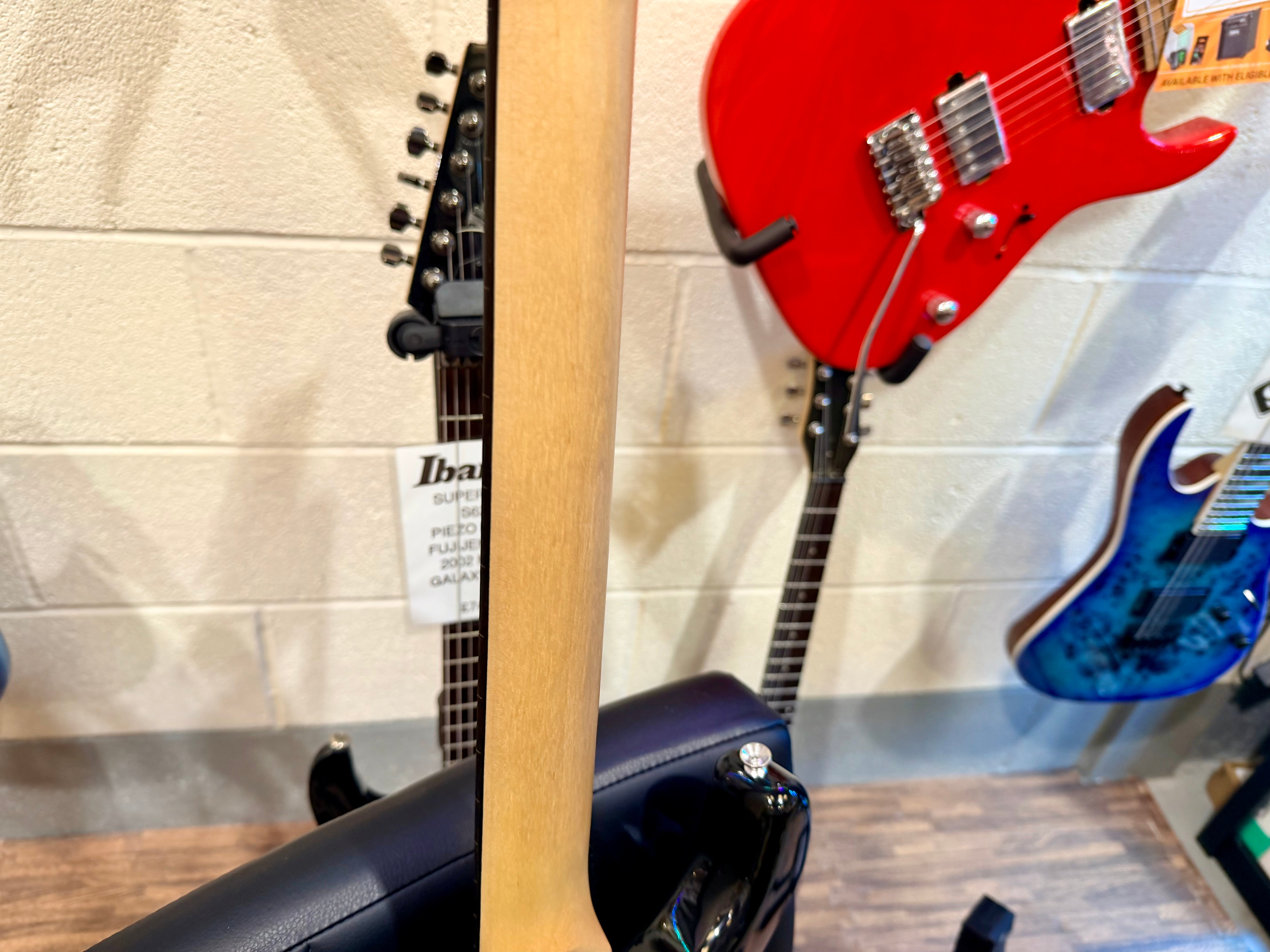 🔥MINT🔥 Vintage V60 Coaster Series Electric Guitar ~Boulevard Black~Strat style