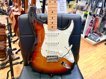 🔥RARE🔥 1994 Fender Squier Silver Series Stratocaster~ Made in Japan~ Sunburst!