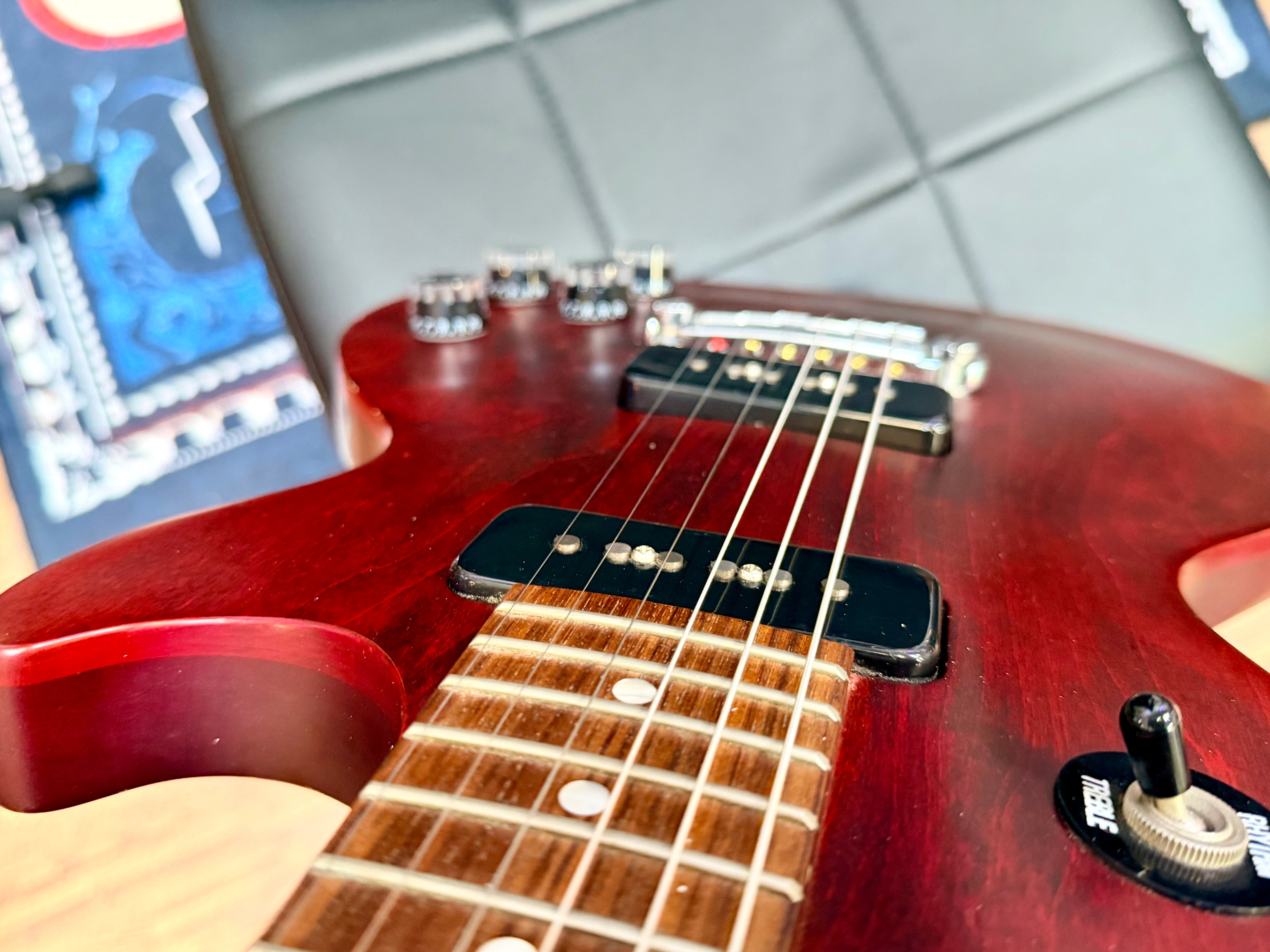 🔥2014🔥 Gibson Les Paul Melody Maker 120th Anniversary~ Worn Cherry~ P90s + Bag
