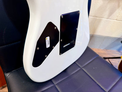 🔥MINT🔥 Fender Aerodyne Special Stratocaster~ Bright White~ 2022 Made In Japan!