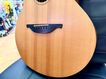✨ Sheeran by Lowden S04 Electro Acoustic Guitar~ Figured Walnut + Gig Bag! ✨