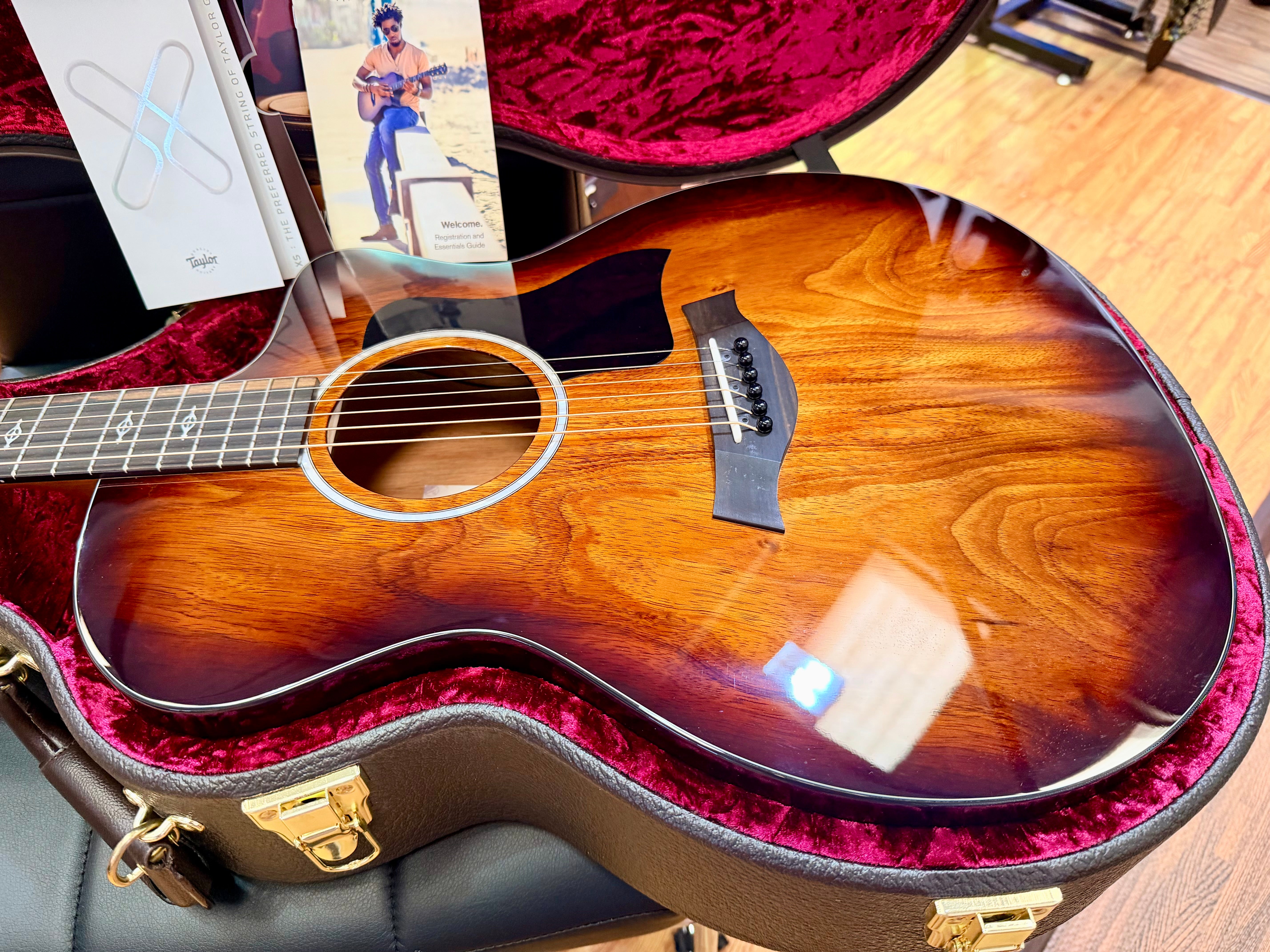 ✨2025✨ Taylor 224ce-K DLX Electro Acoustic Guitar~ Koa Deluxe Grand Auditorium!
