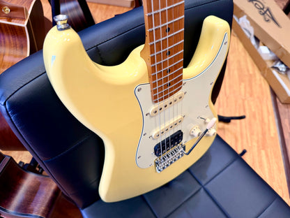 ⚡️NEW⚡️ JET JS-400 HSS Electric Guitar~ Vintage Yellow~ Strat~ 2026 Butterscotch
