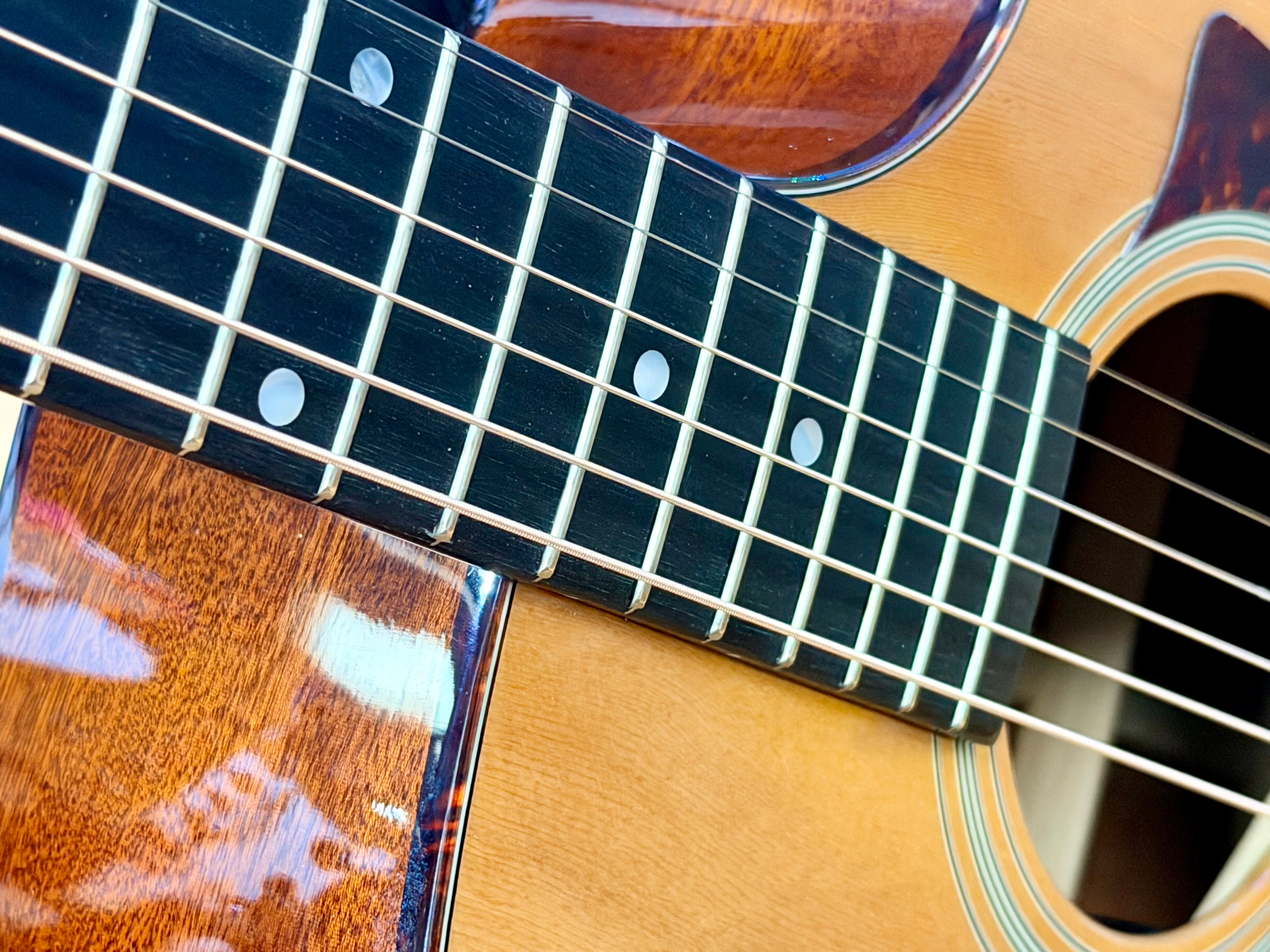 ✨MINT✨ 2024 Eastman AC122-1CE DLX Deluxe Electro Acoustic Guitar~ Natural + Bag!