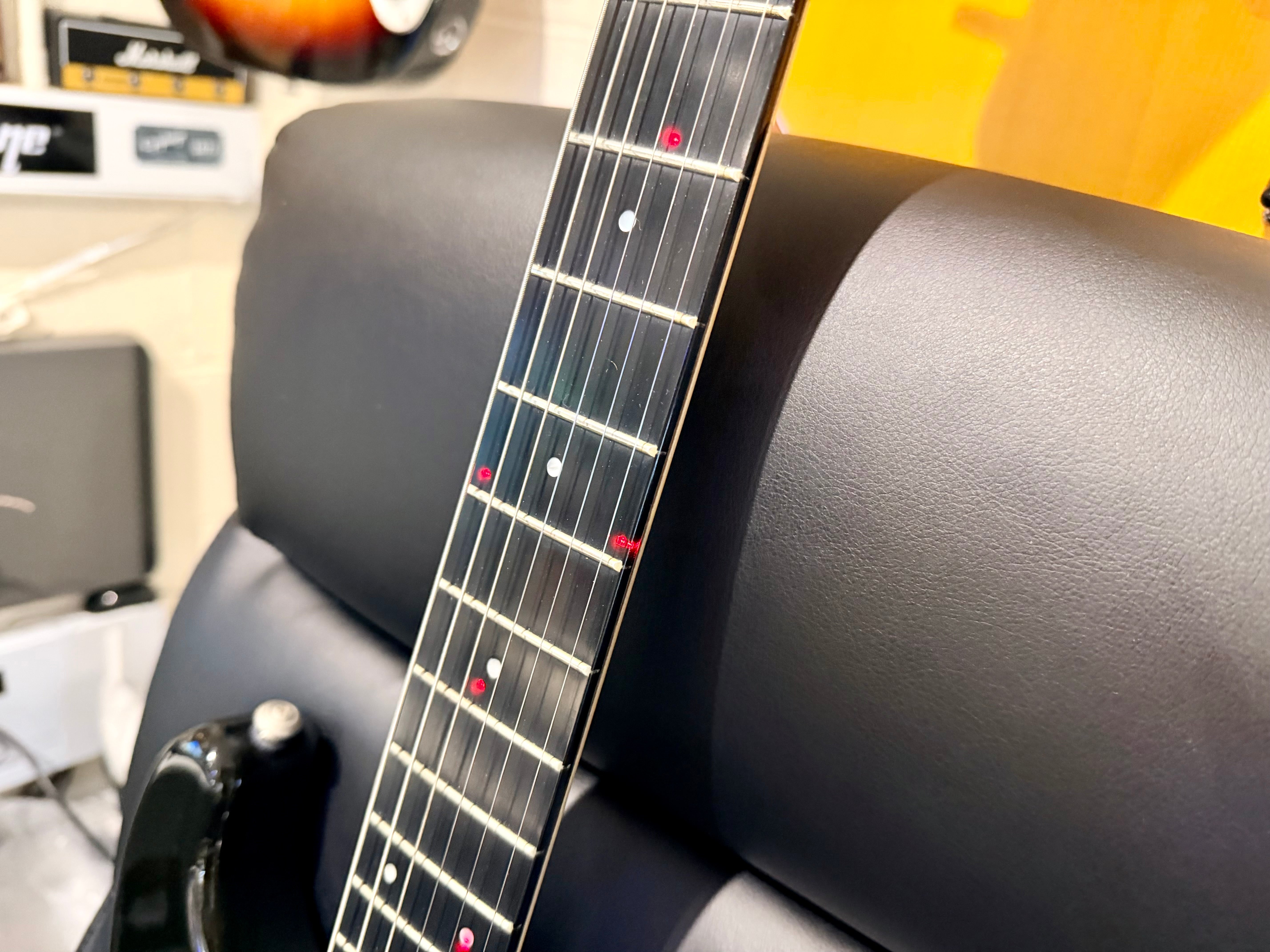 🔥LIGHTS-UP🔥 Fretlight Optek 400~ Electric Stratocaster Learning Guitar~ LOOK!