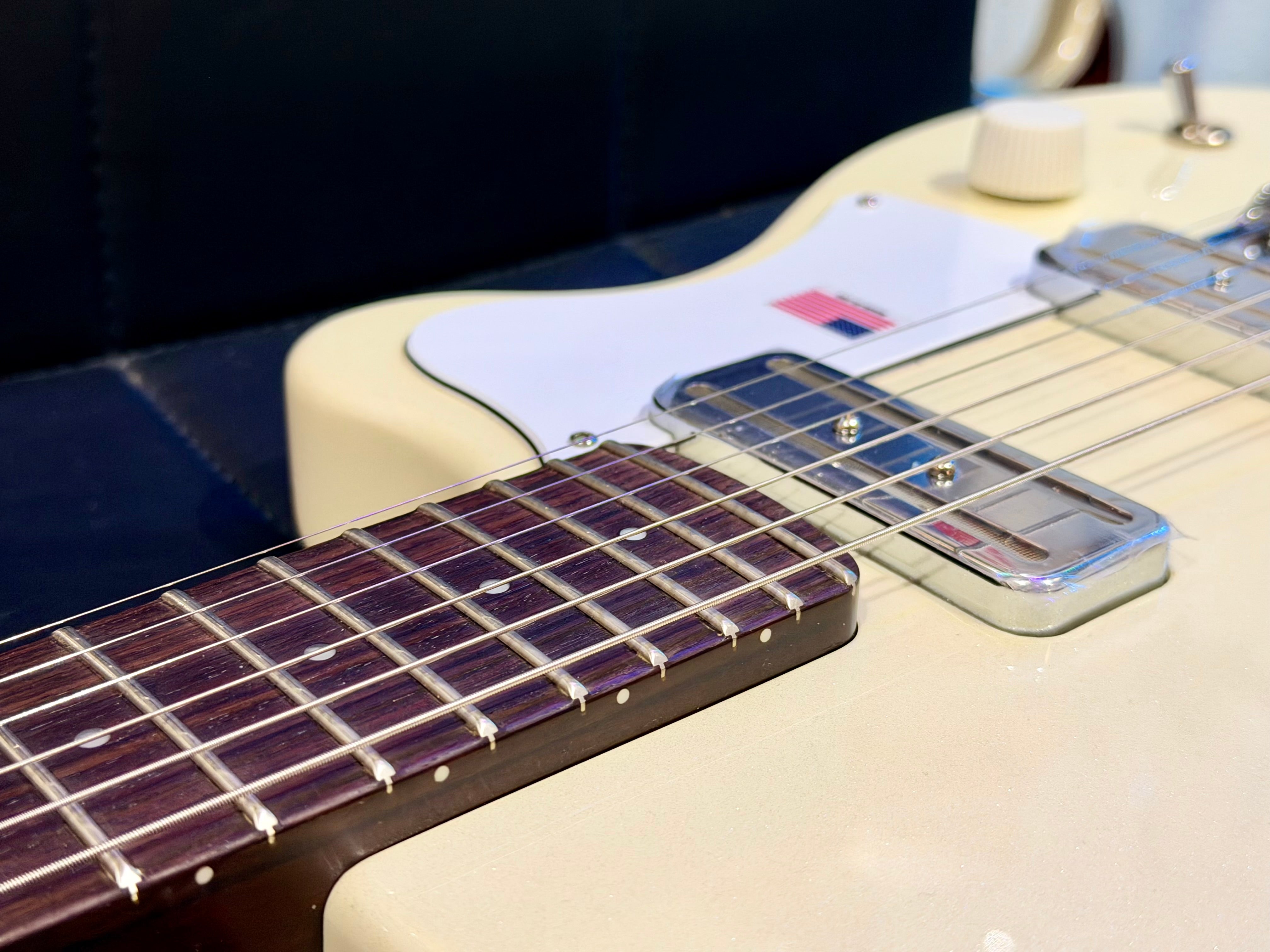 🌟NEW🌟 Harmony Juno Standard Electric~ Pearl White Gold Foil P90 + Mono Case!