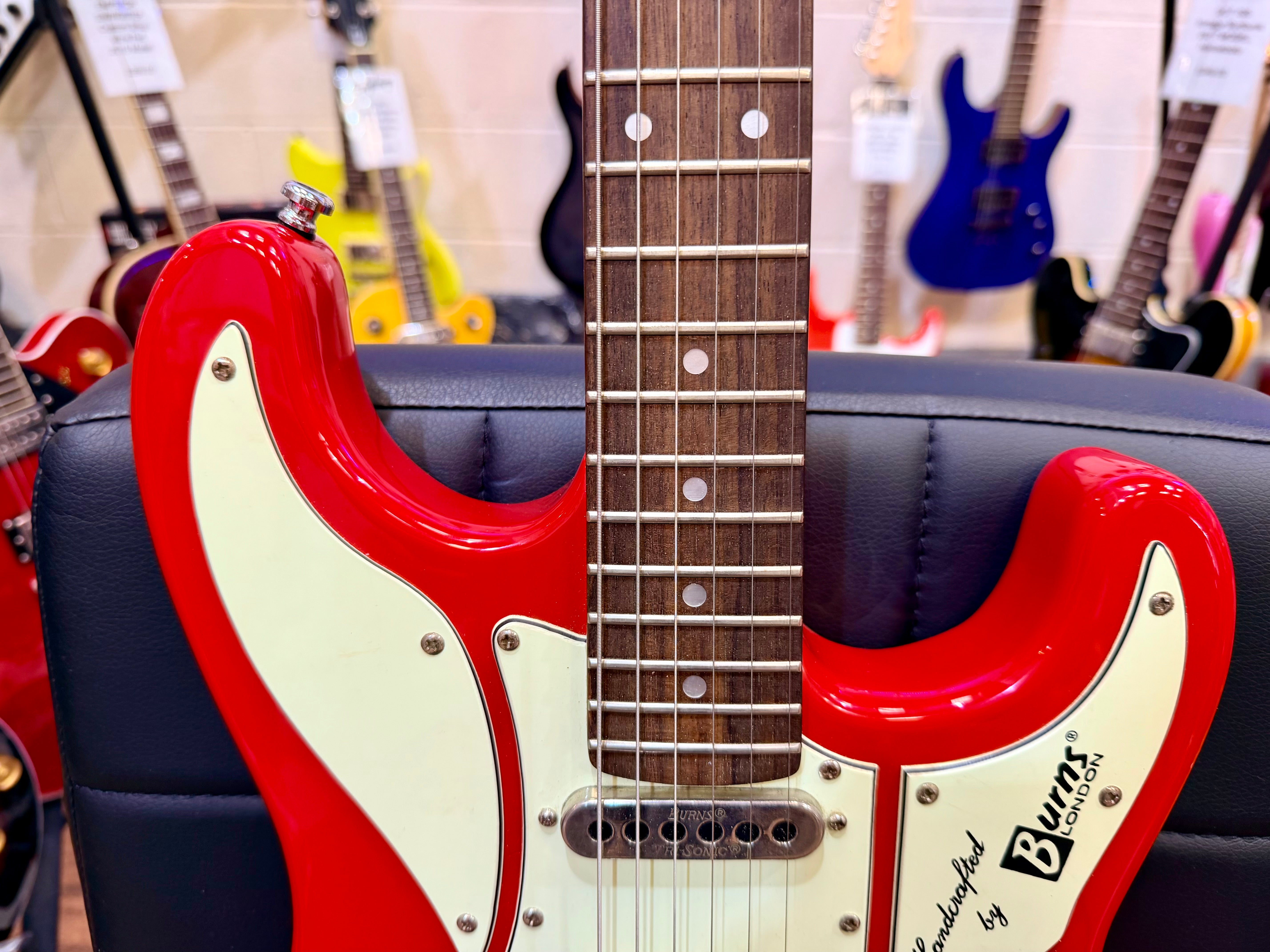 ⚡️2009⚡️ Burns London Cobra Electric Guitar~ Guards Red~ Tri-Sonic Pickups!