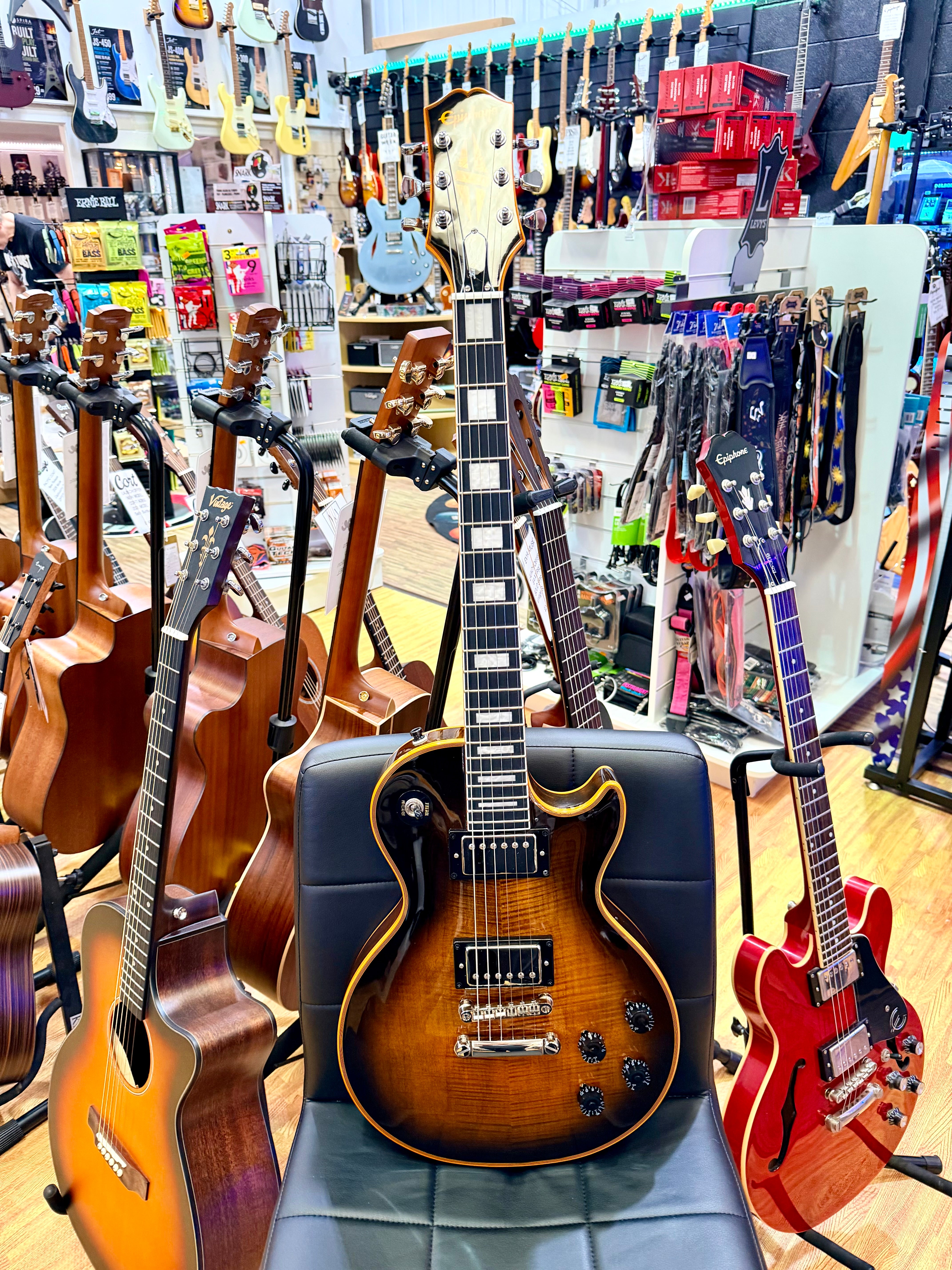🔥2025🔥 Epiphone Les Paul Custom Widow Orange Burst~ Inspired by Gibson + Bag!