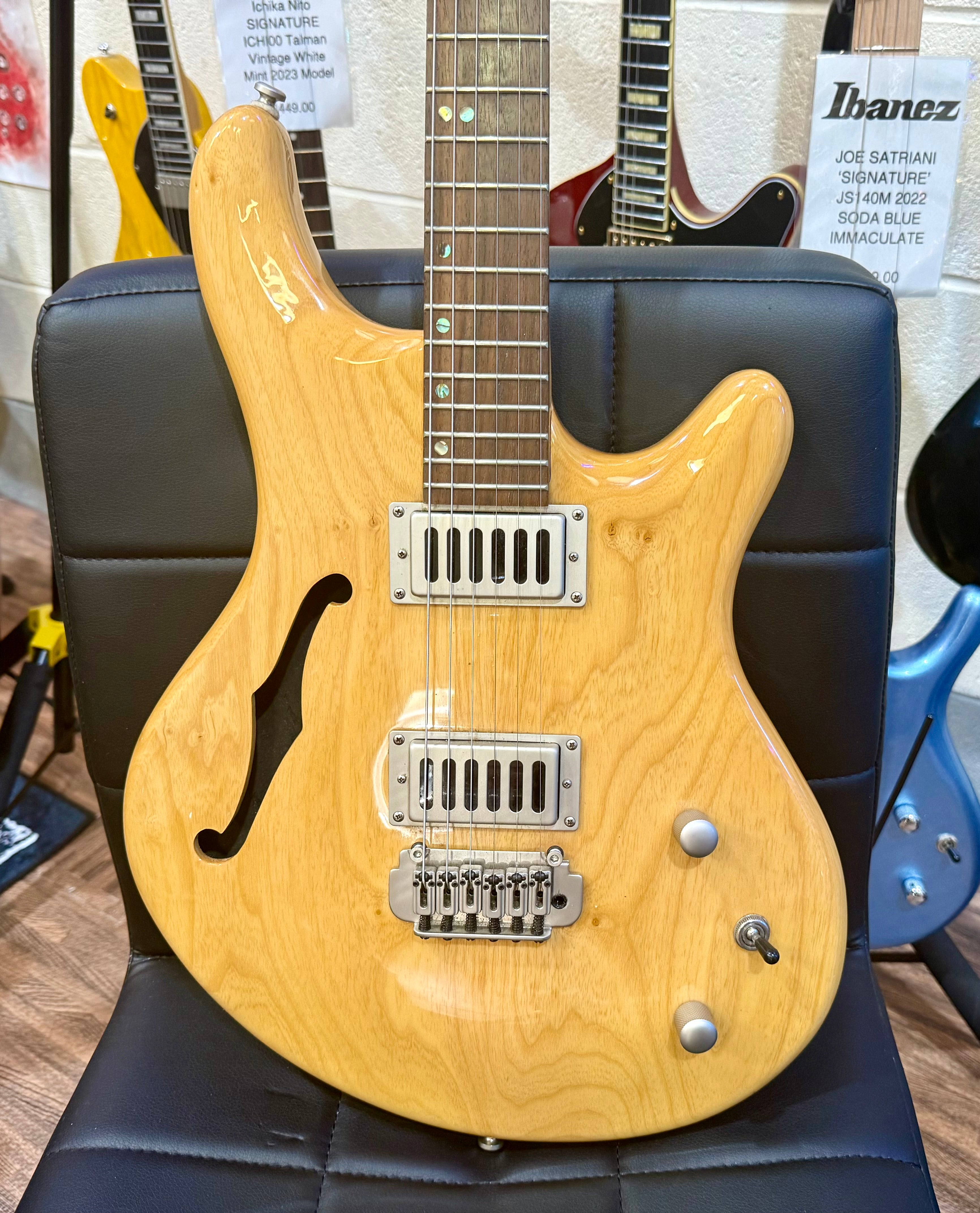 🌟KOREAN🌟 Shine SIL-410 F-Hole Electric Guitar~ Made In Korea~ Natural Gloss!