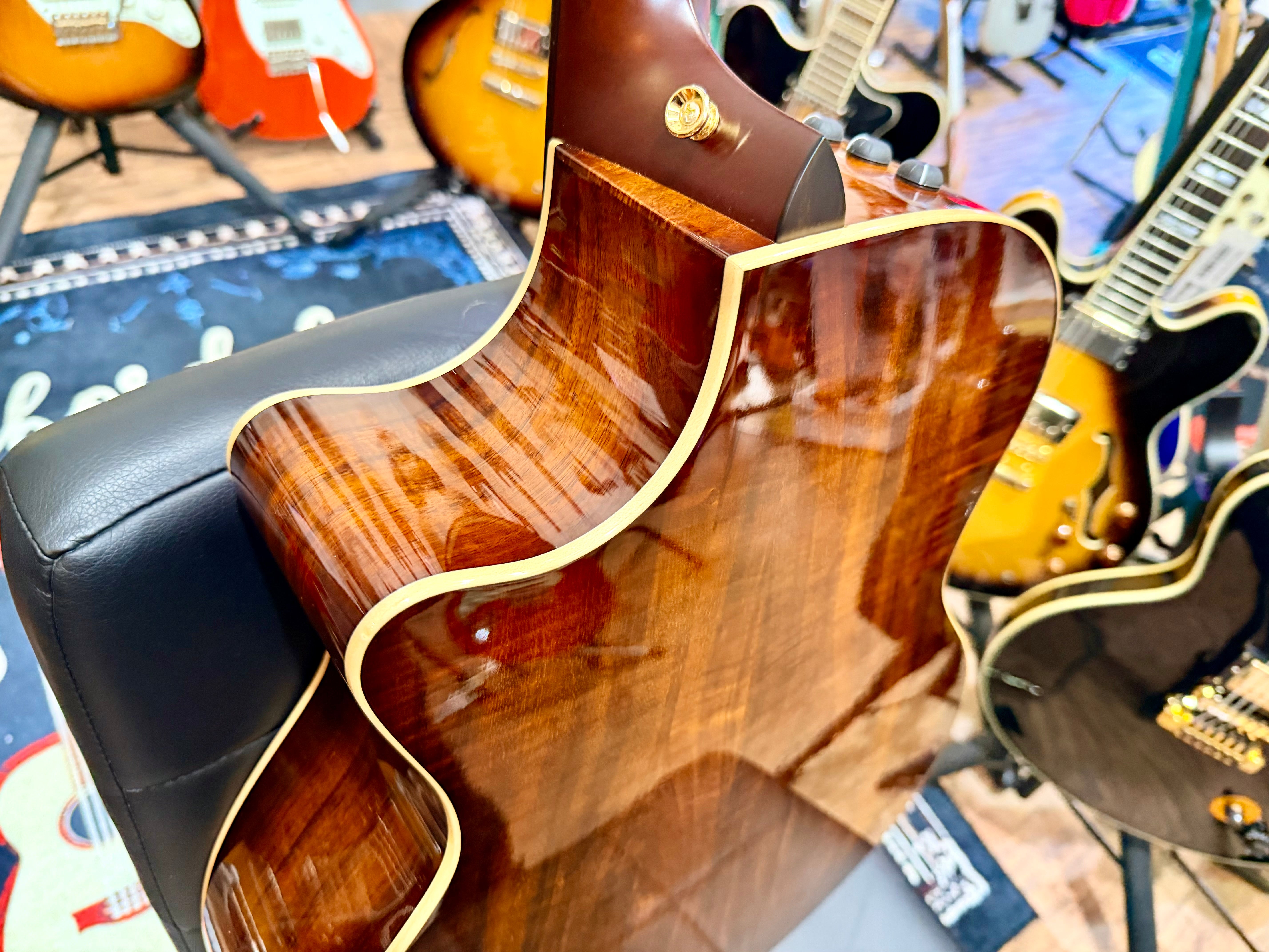 🔥HAWAIIAN KOA🔥 2022 Taylor K24ce~ V-Class~ Shaded Edgeburst~ USA + Hard Case!