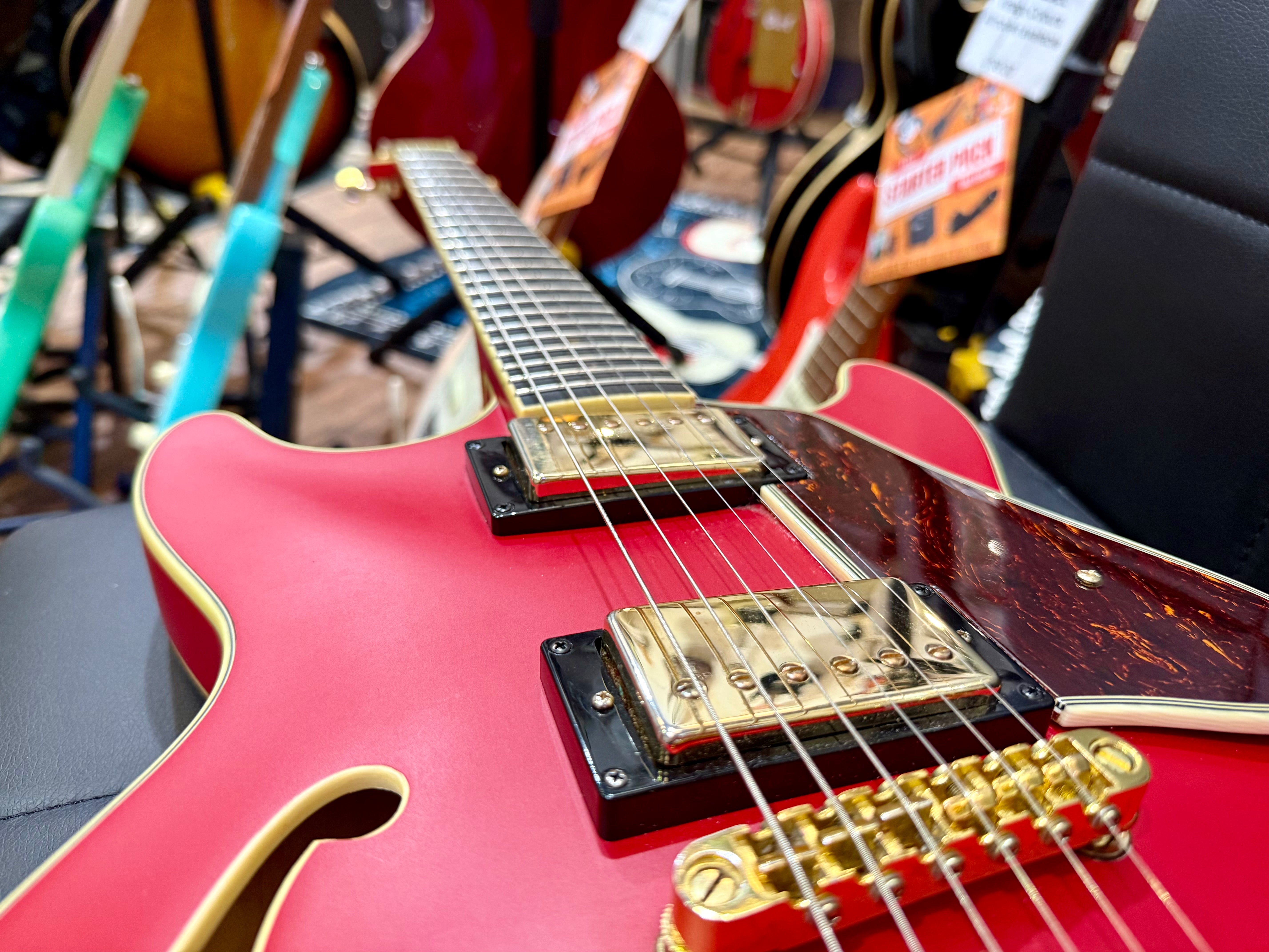 🌟2022 EX-DEMO🌟 Ibanez AMH90-CRF Artcore Expressionist~ Cherry Red Flat~ MINT!