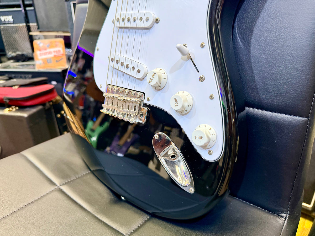 🇯🇵2004🇯🇵 Fender Japan ST-45 Stratocaster Black~ MIJ Rosewood Fingerboard!