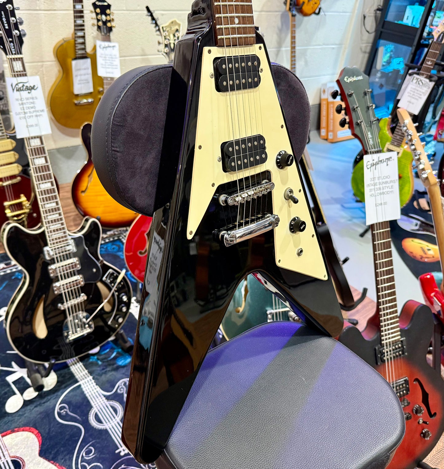 🔥KOREA 2000🔥 Epiphone ‘67 Reissue Flying V In Black/Ebony~ By Gibson~ RARE!