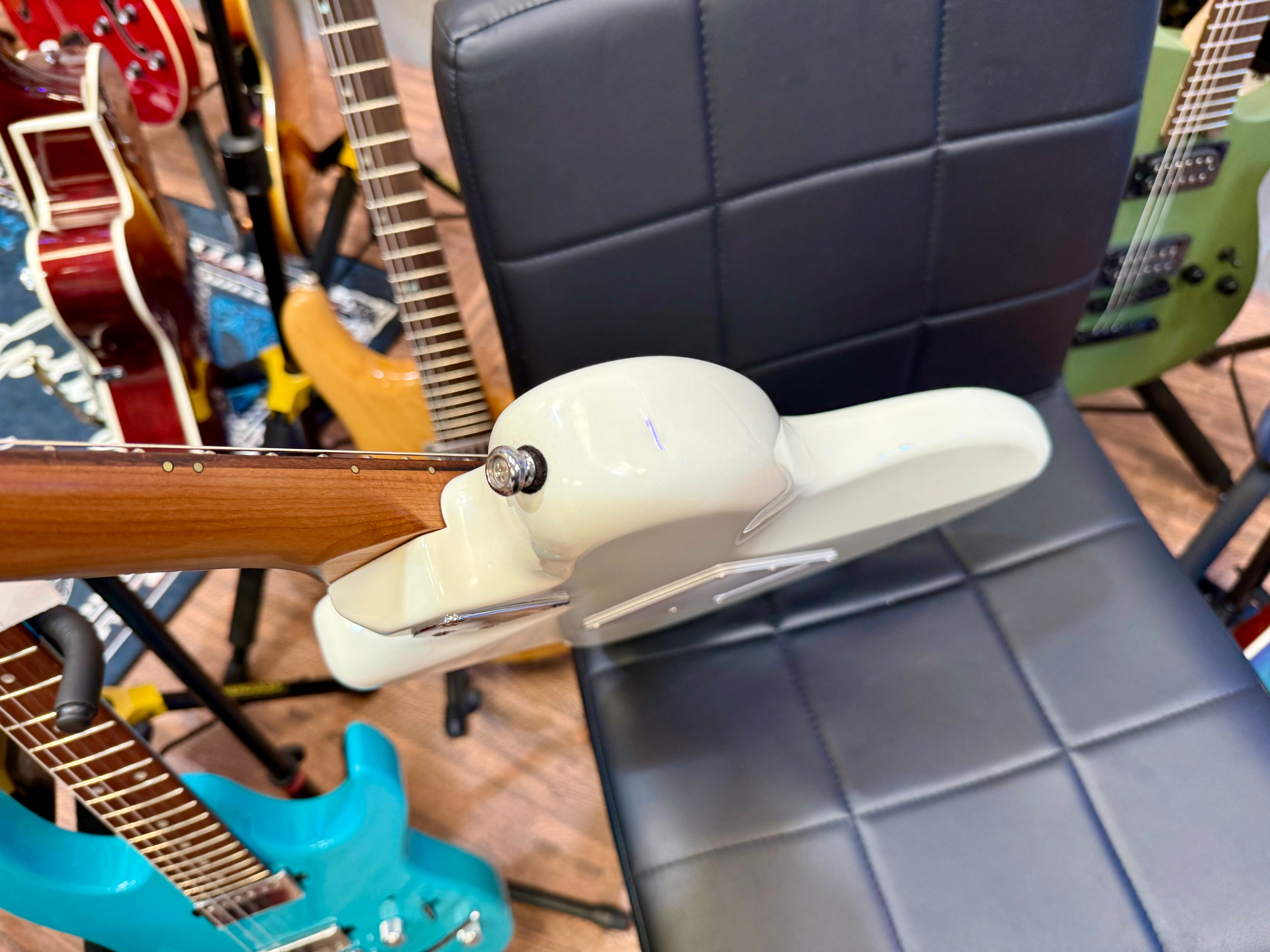 🔥MINT🔥 Ibanez ICHI00 Talman Style Guitar~ Vintage White ~ Ichika Nito Model!