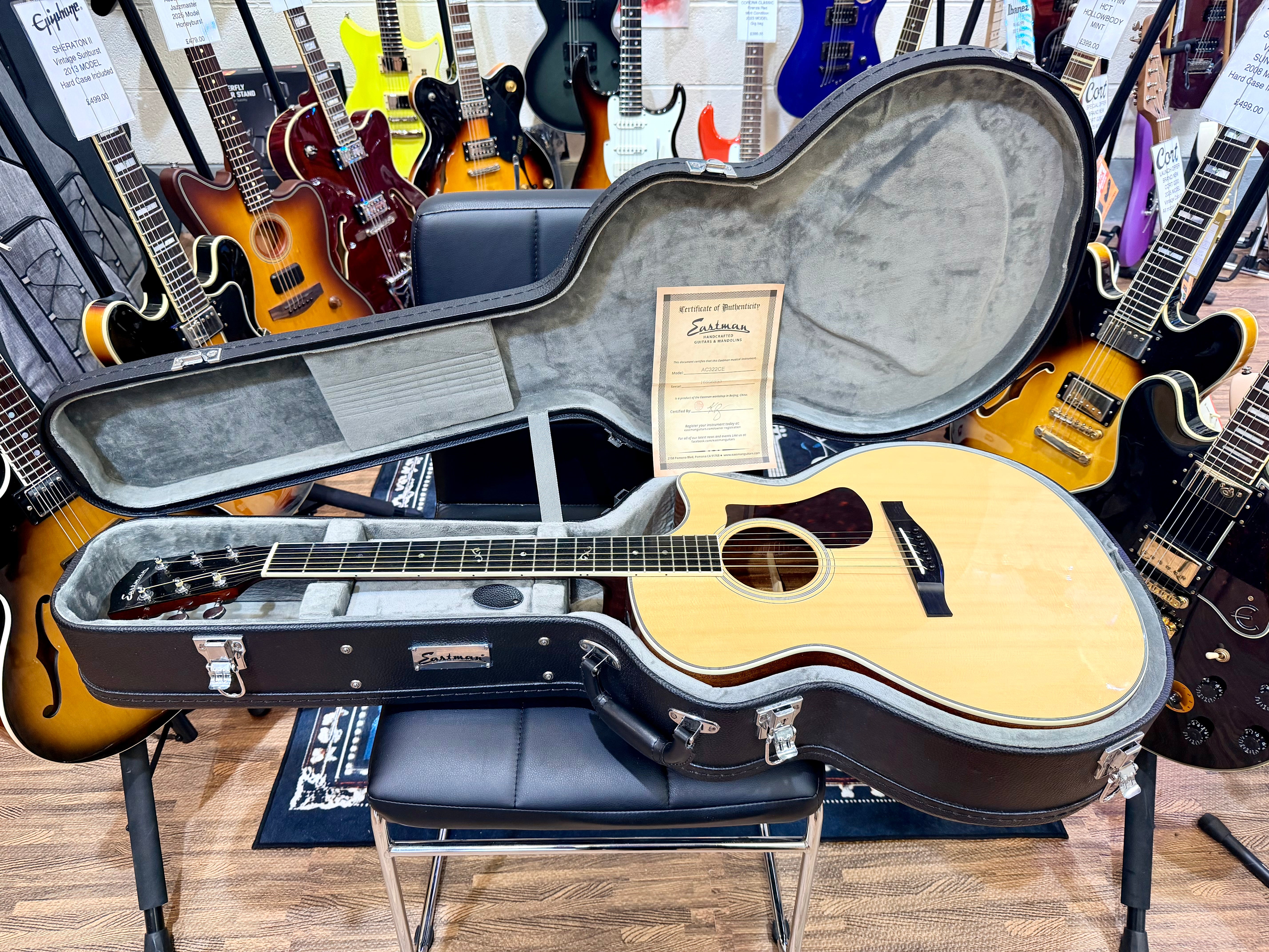 ✨2016✨ Eastman AC322CE Grand Auditorium Electro Acoustic Guitar~ Natural + Case