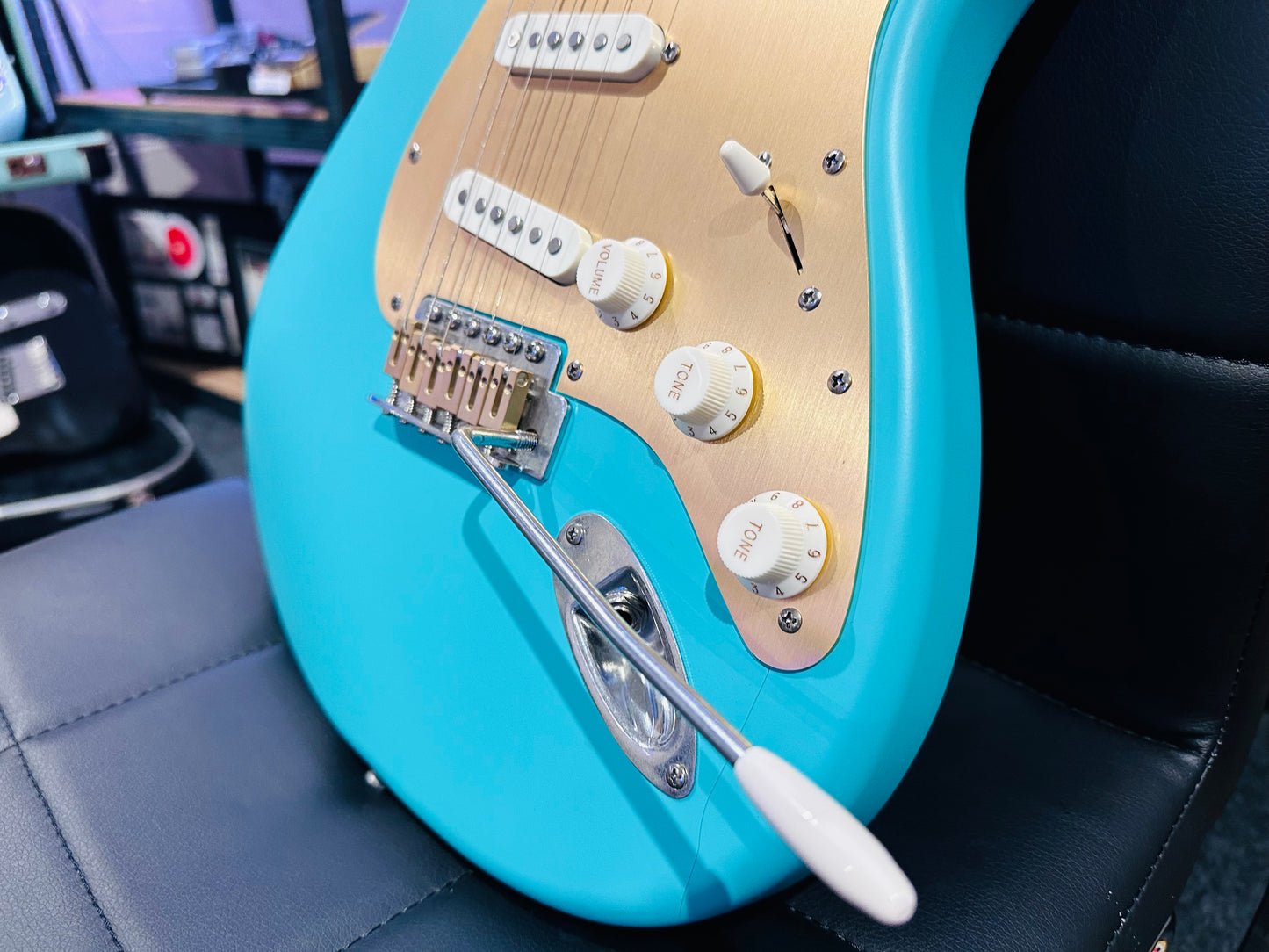🌟 Fender Squier 40th Anniversary Stratocaster Vintage Edition Seafoam Green 🌟
