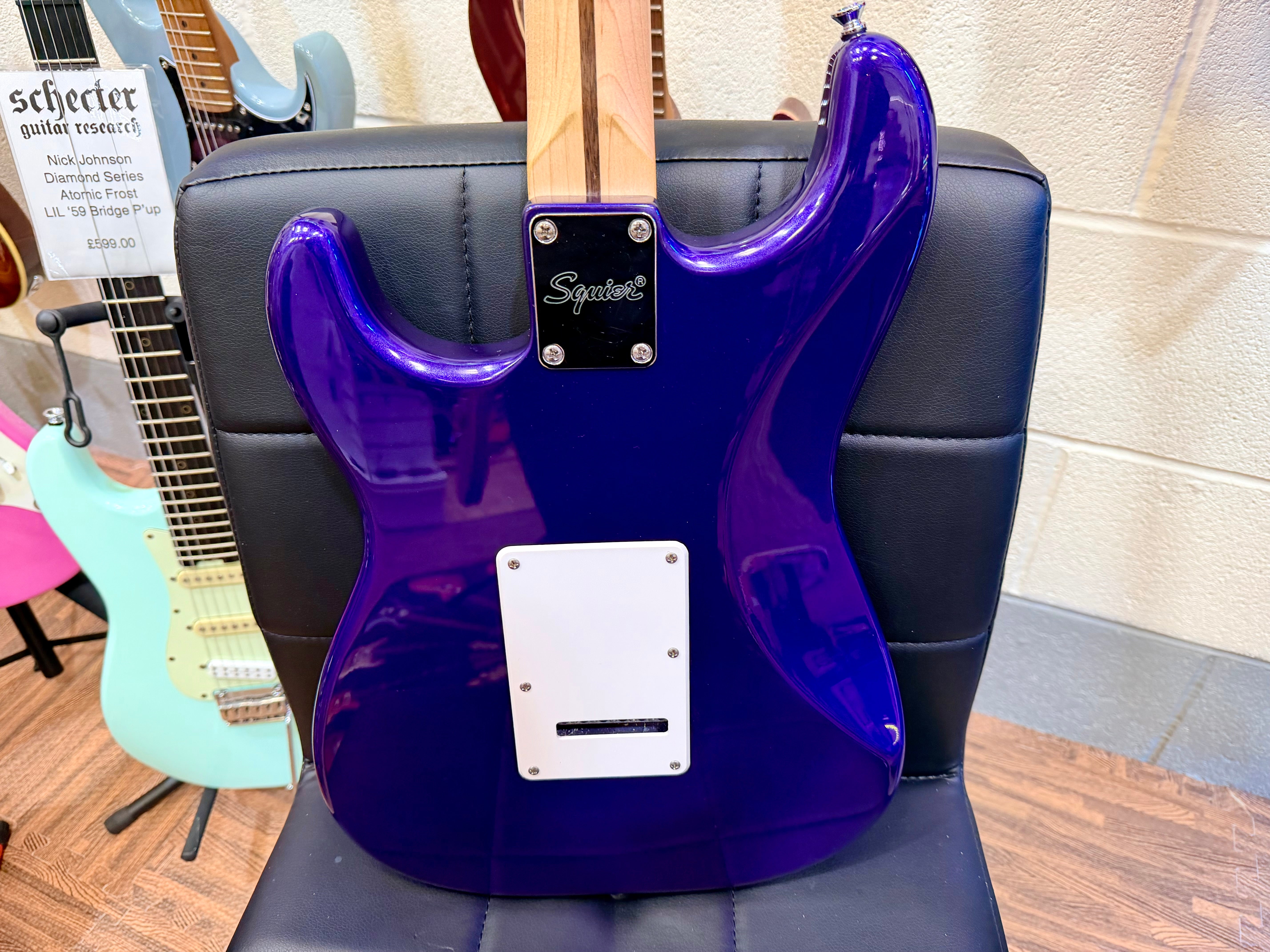 🌟LIMITED EDITION🌟 Fender Squier FSR Bullet Stratocaster~ Metallic Purple/Blue!