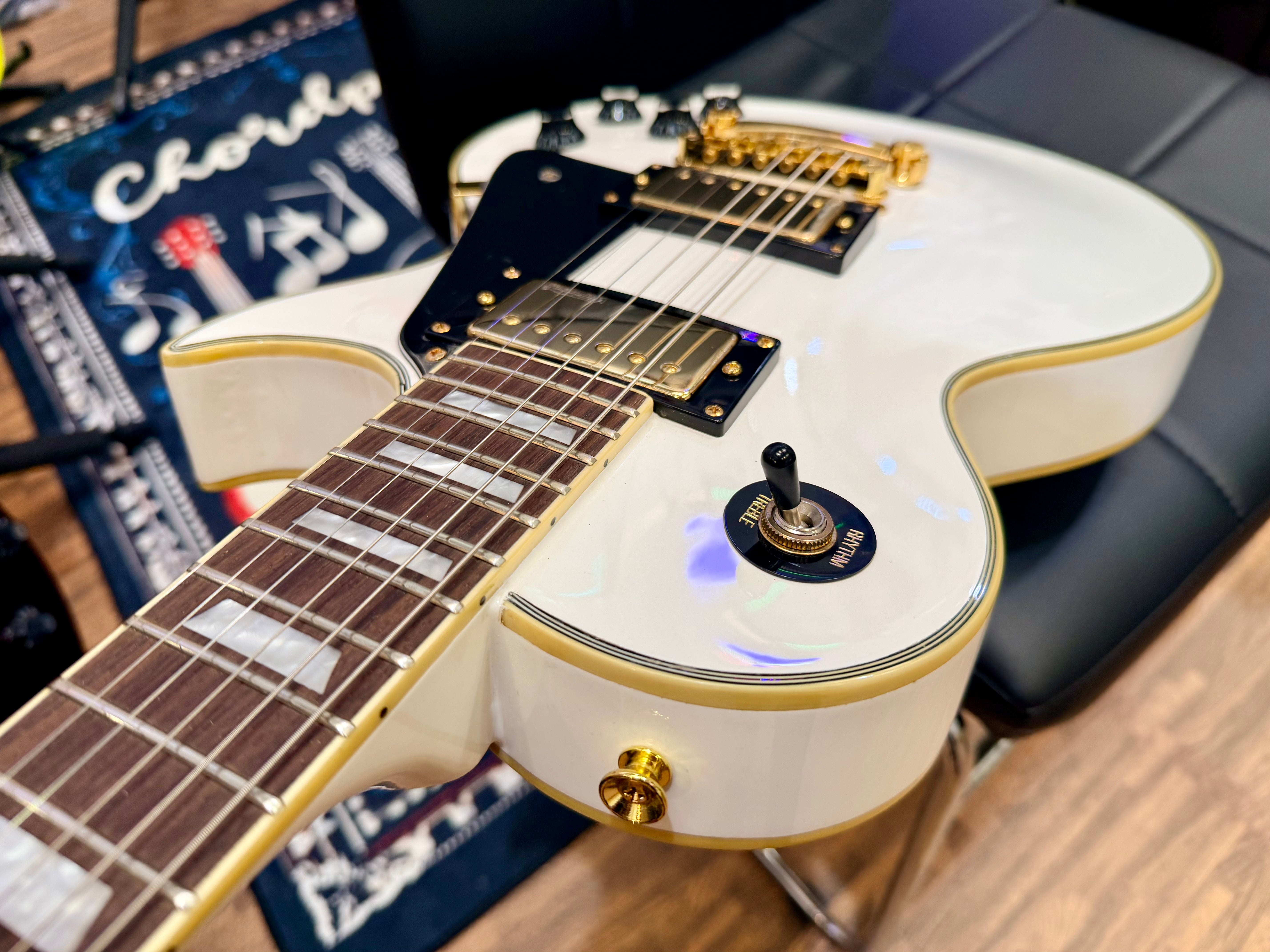 🔥B-STOCK🔥 Vintage V100 ReIssued Electric Guitar – Arctic White Les Paul V100AW