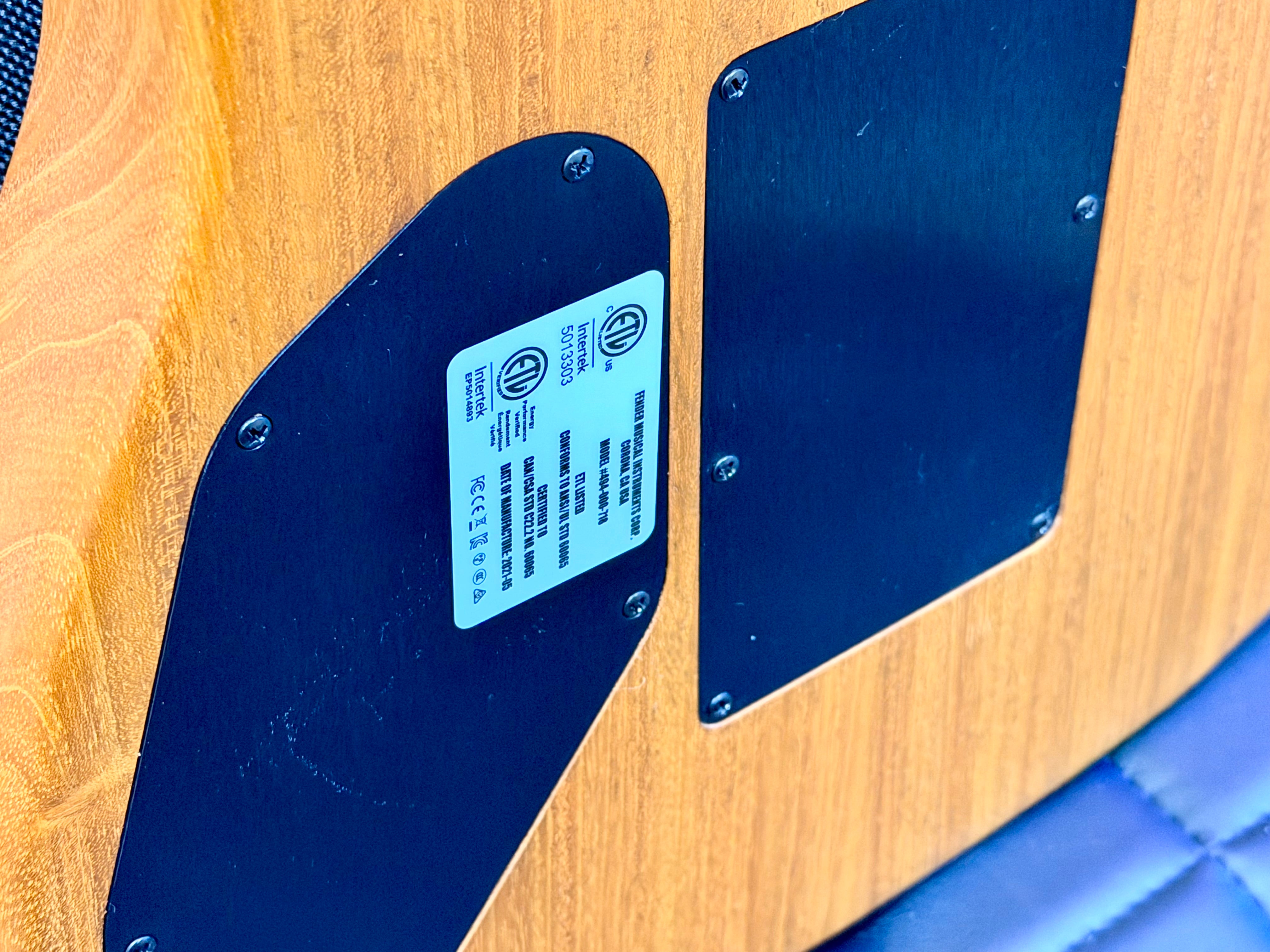 🇺🇸2021🇺🇸 Fender American Acoustasonic Stratocaster~ Natural Finish + Gig Bag