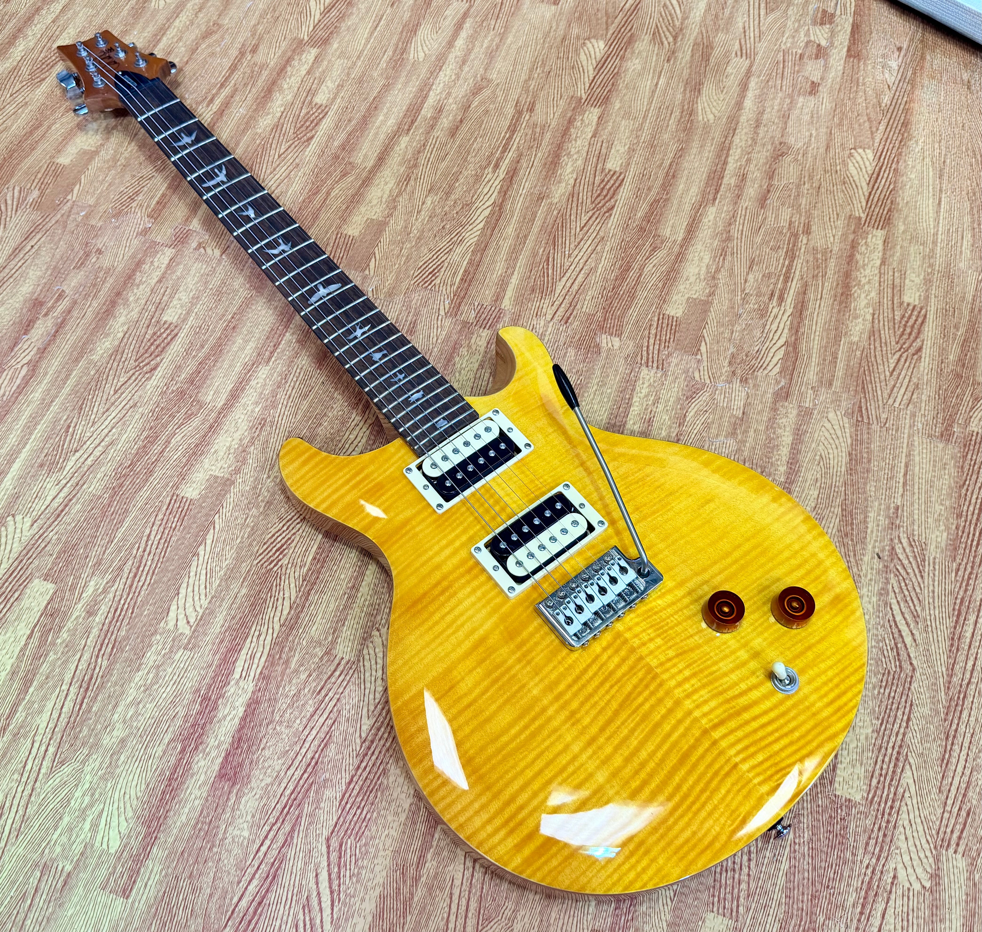 ☀️2022☀️ PRS SE Santana Signature~ Flamed Maple~ Santana Yellow~ Mint Condition!