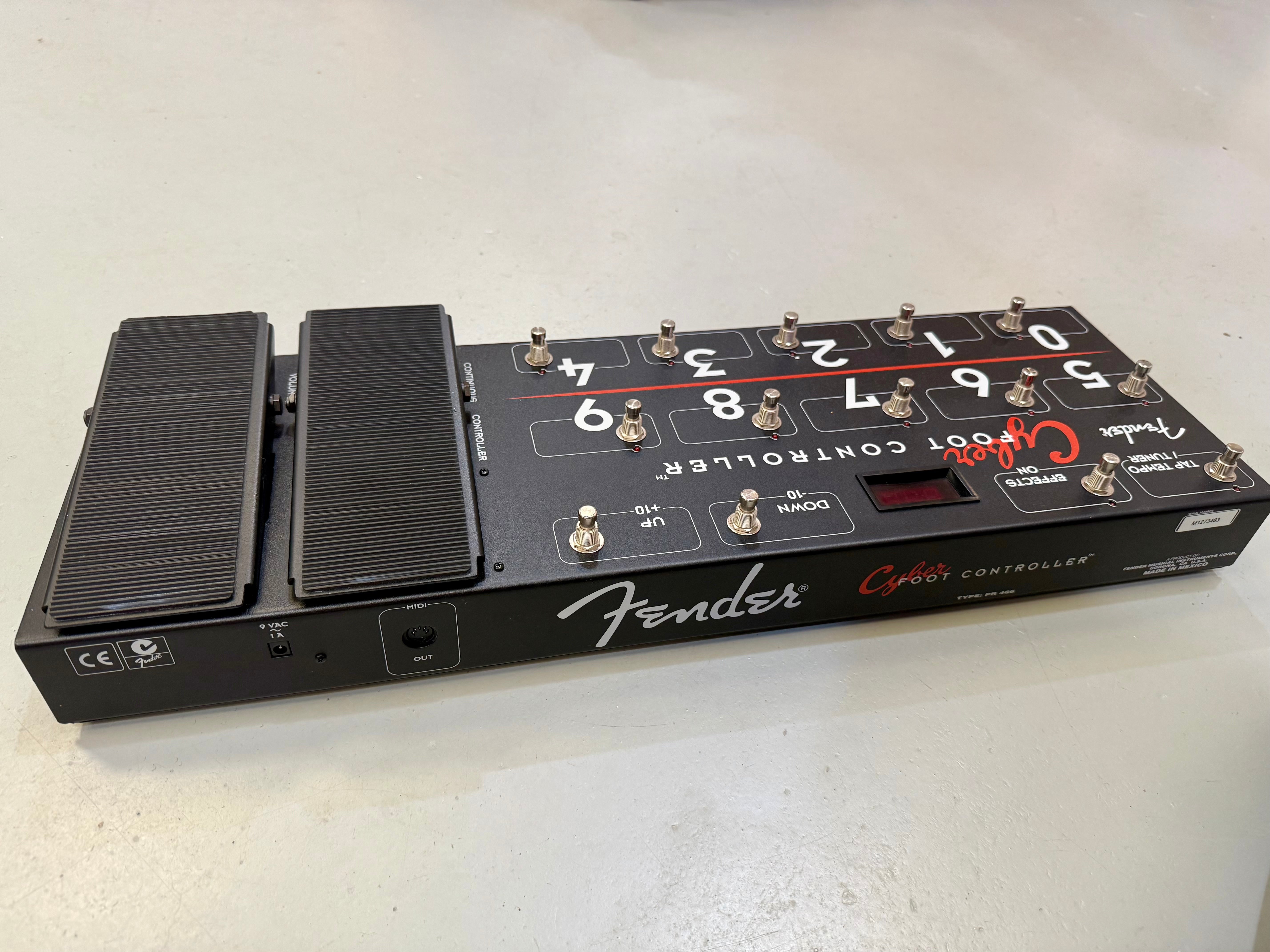 🎸RARE~ CYBER FOOT CONTROLLER🎸 Fender Cyber Champ 65w Guitar Combo Amplifier!