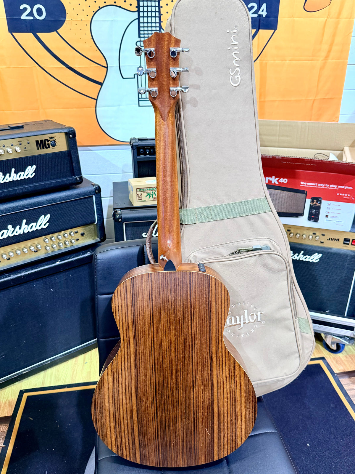 ✨2021✨ Taylor GS Mini-E Rosewood Electro Acoustic Travel Guitar with Gig Bag!
