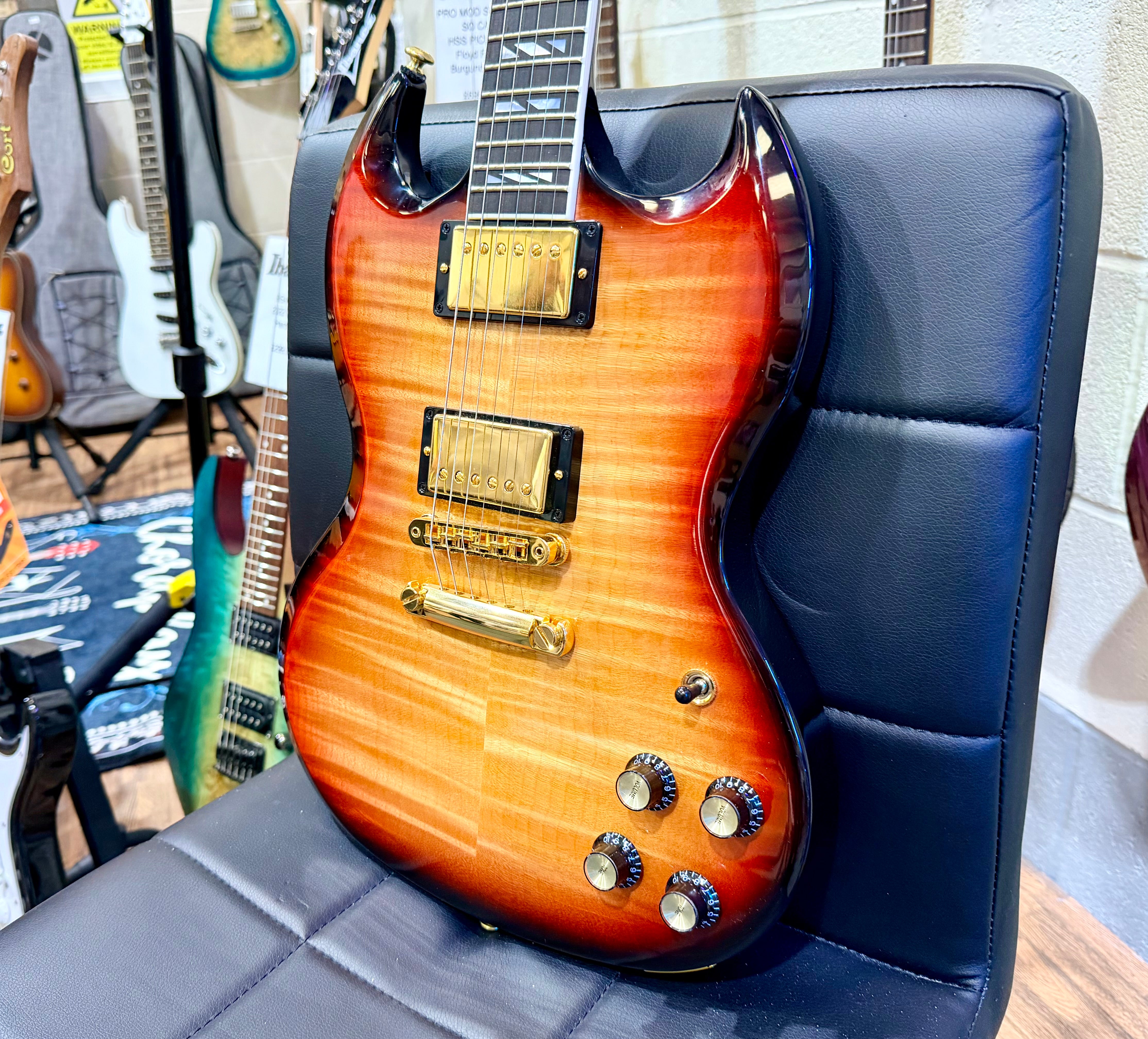 🔥MINT🔥 Gibson SG Supreme In Fireburst~ AAA Figured Top~ Gold Hardware 2023 USA!