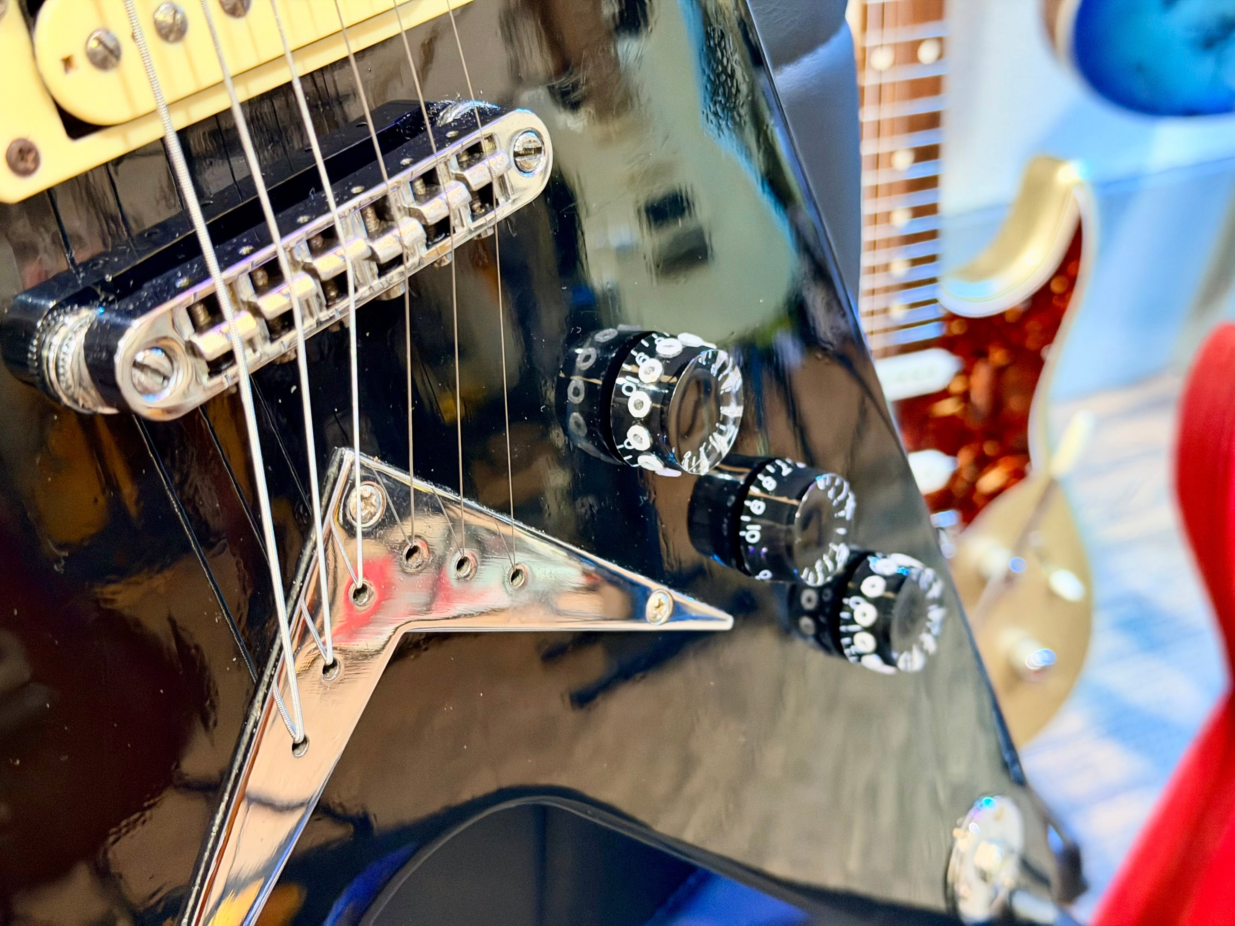 🔥 DIMEBAG DARRELL 🔥 Dean DBD T Tribute ML Dimebag Model~ Gloss Black~ Mid 00’s