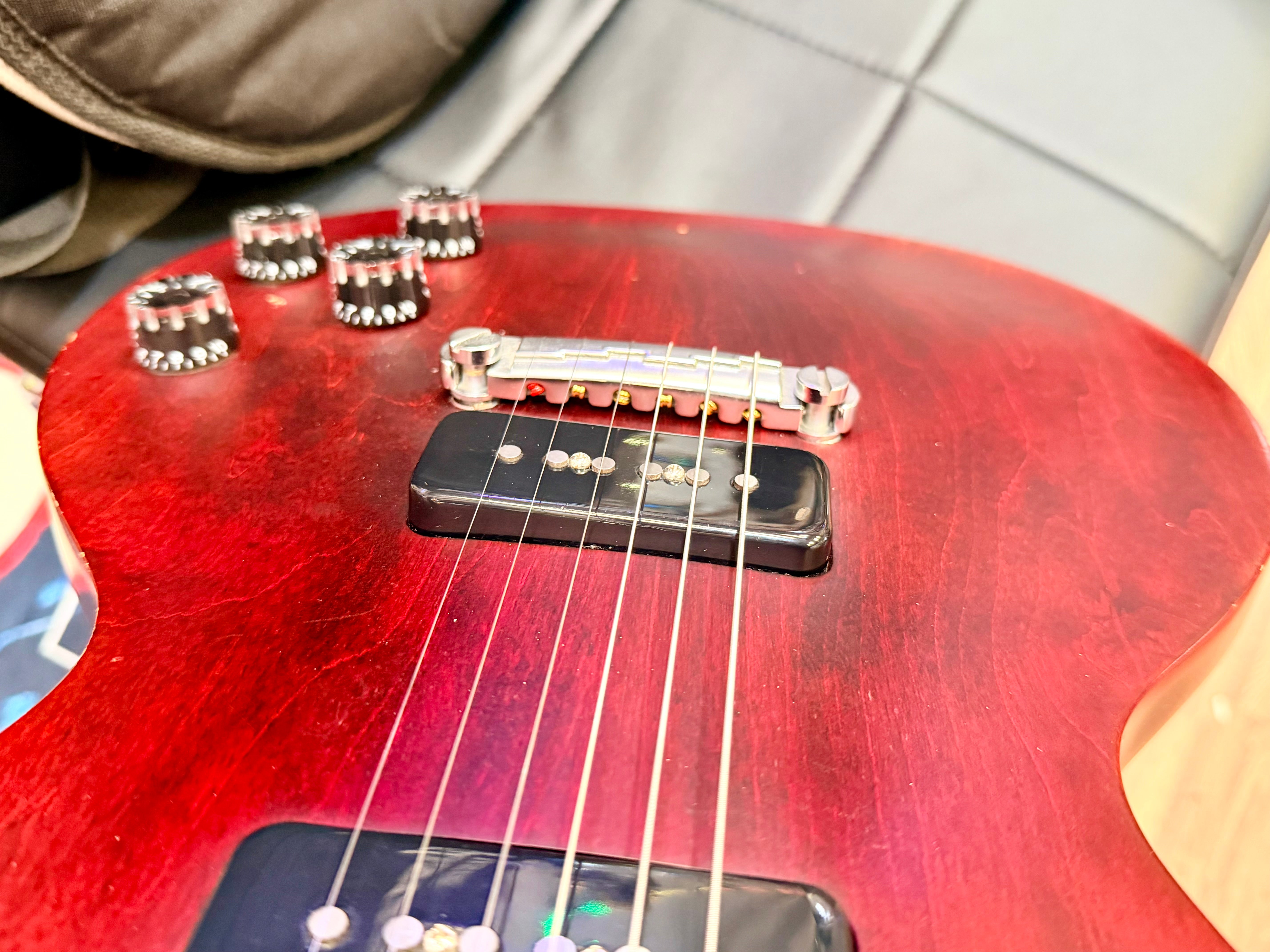 🔥2014🔥 Gibson Les Paul Melody Maker 120th Anniversary~ Worn Cherry~ P90s + Bag