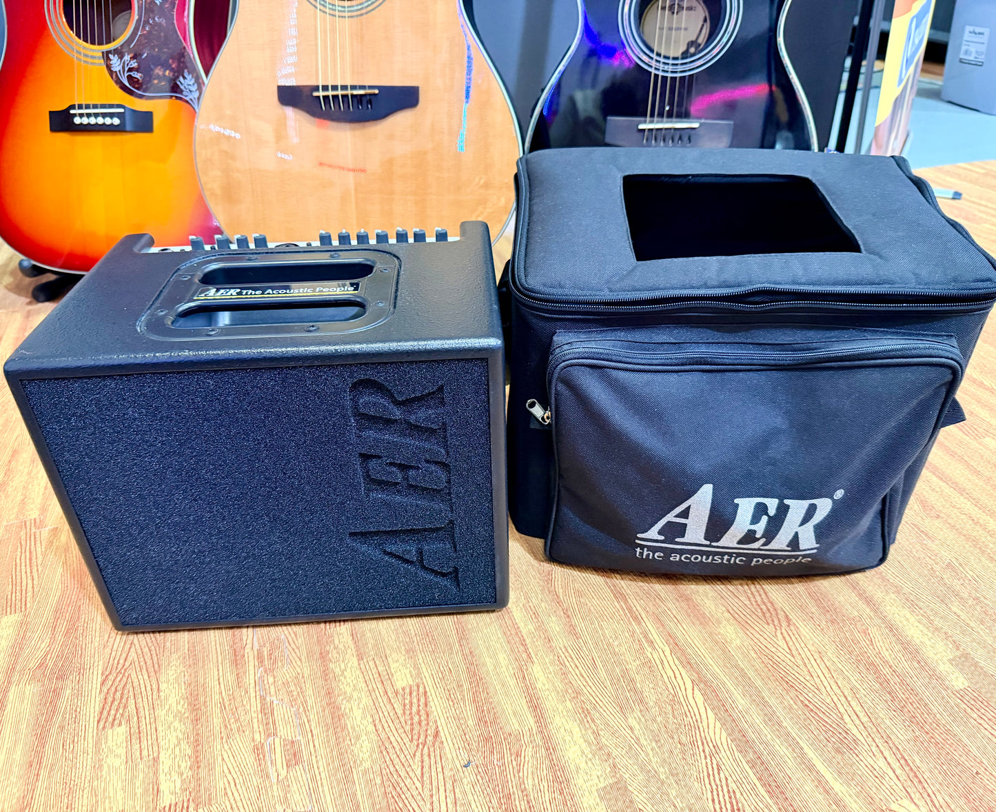 🎸 AER Compact 60 MK3 III 60/3 Acoustic Amp Guitar Combo Amplifier + Gig Bag 🎸