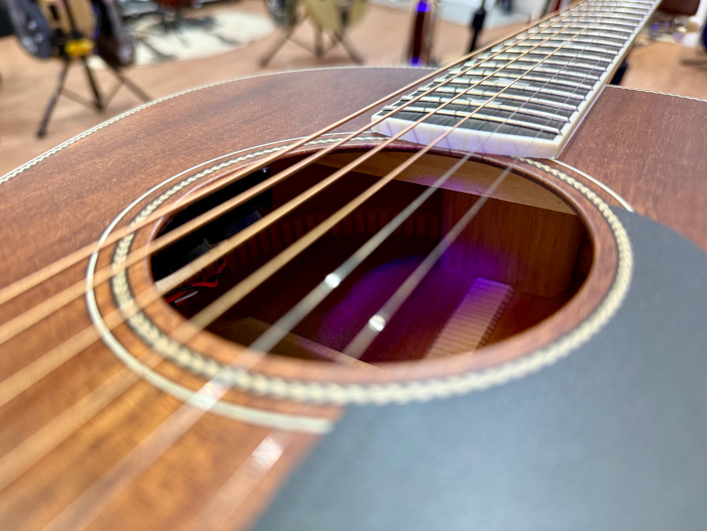 🦅 MINT 2020 🦅 PRS SE P20E Tonare Parlor~Electro Acoustic~ Satin Mahogany + Bag