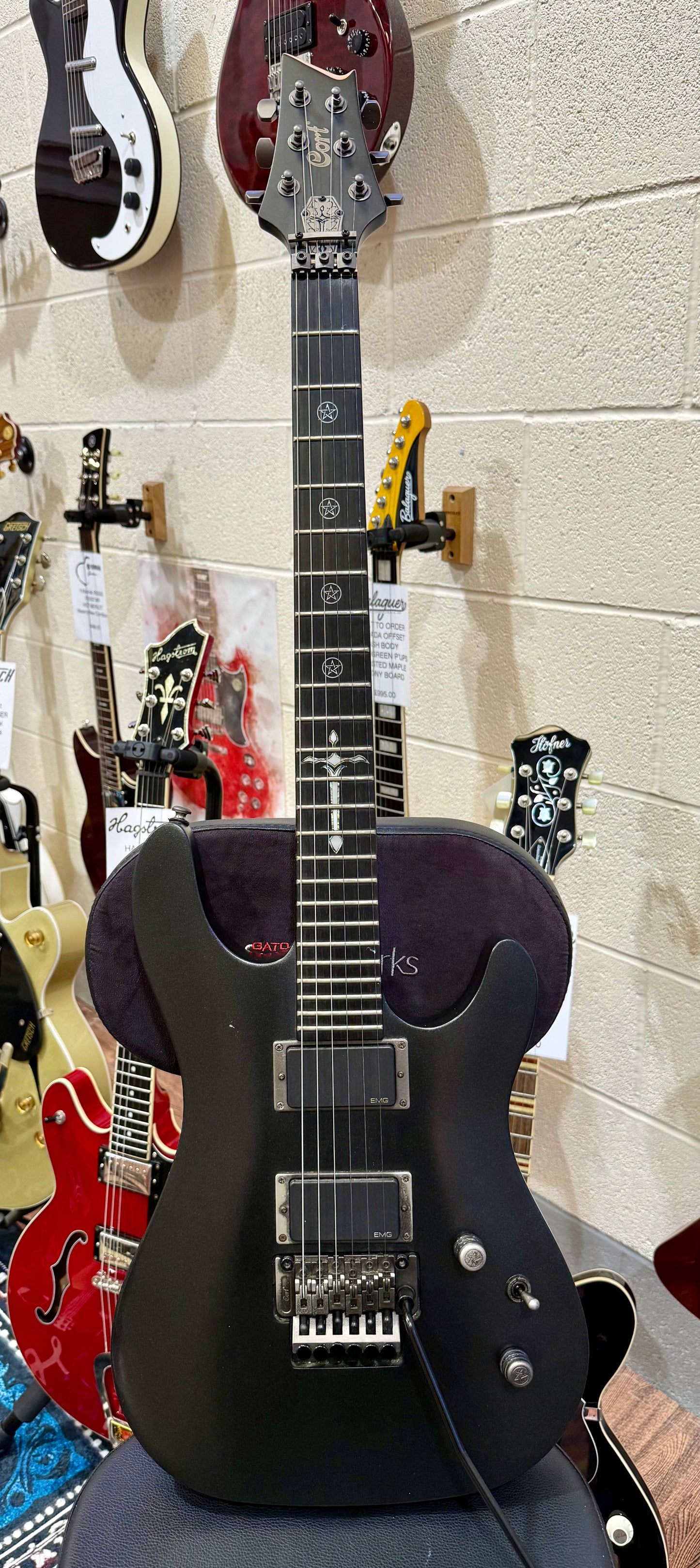🔥RARE🔥 Cort EVL K6 Satin Black~ Korean Made 2006 Model~ Active EMG P’ups!