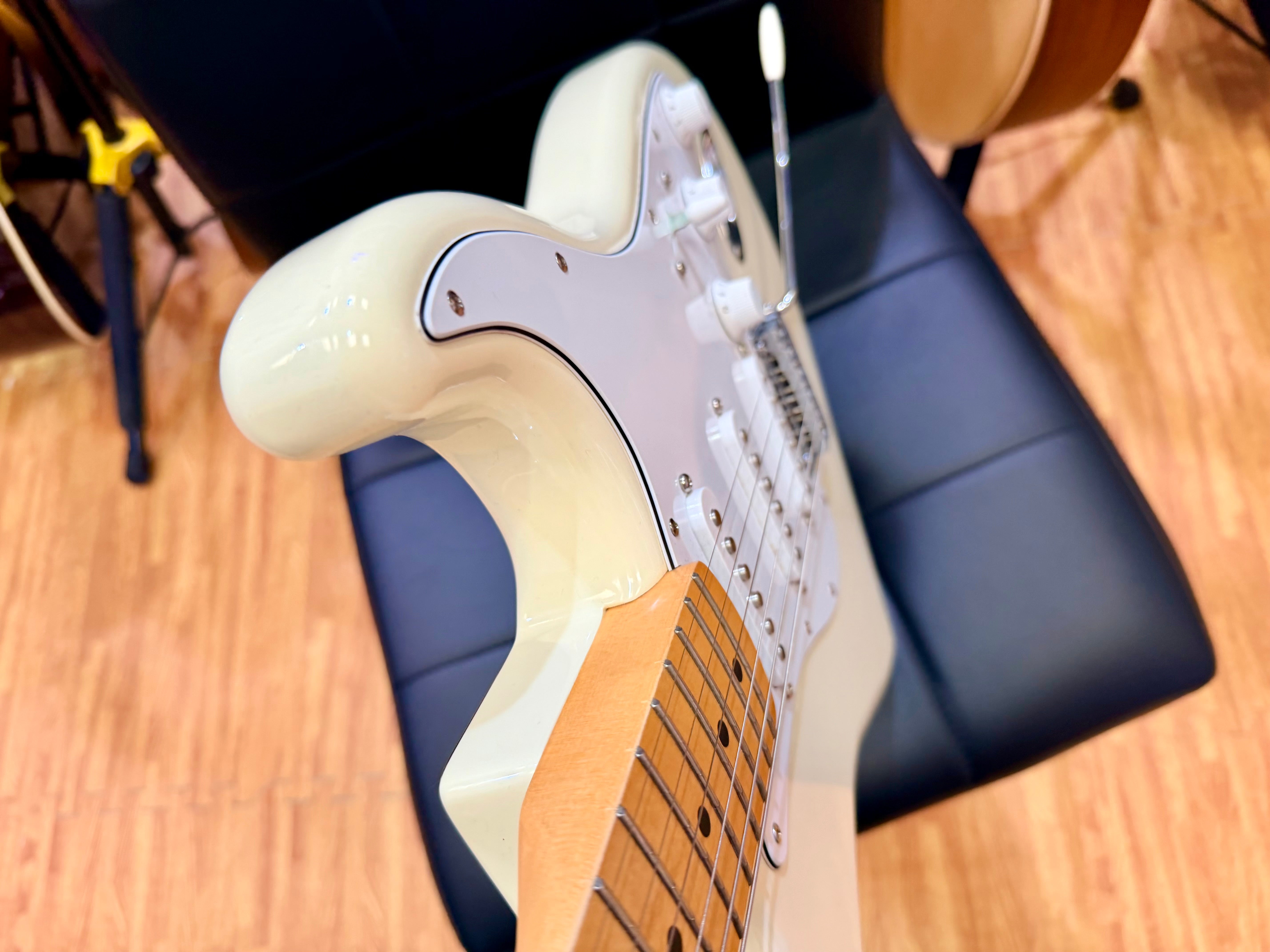 🌟2025🌟 Fender Standard Stratocaster Electric Guitar~ Olympic White~ Maple Neck